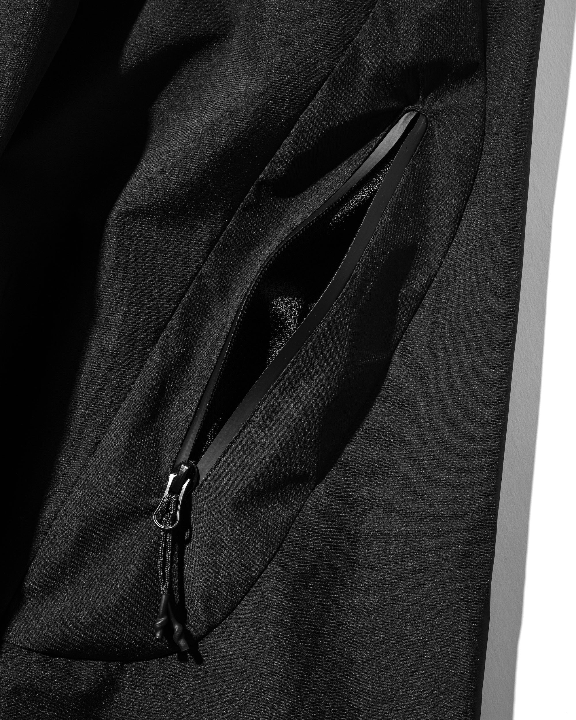 【1.10 SAT 20:00- IN STOCK】+phenix WINDSTOPPER® by GORE-TEX LABS TECH MASSIVE TWISTED PANTS (BLACK)