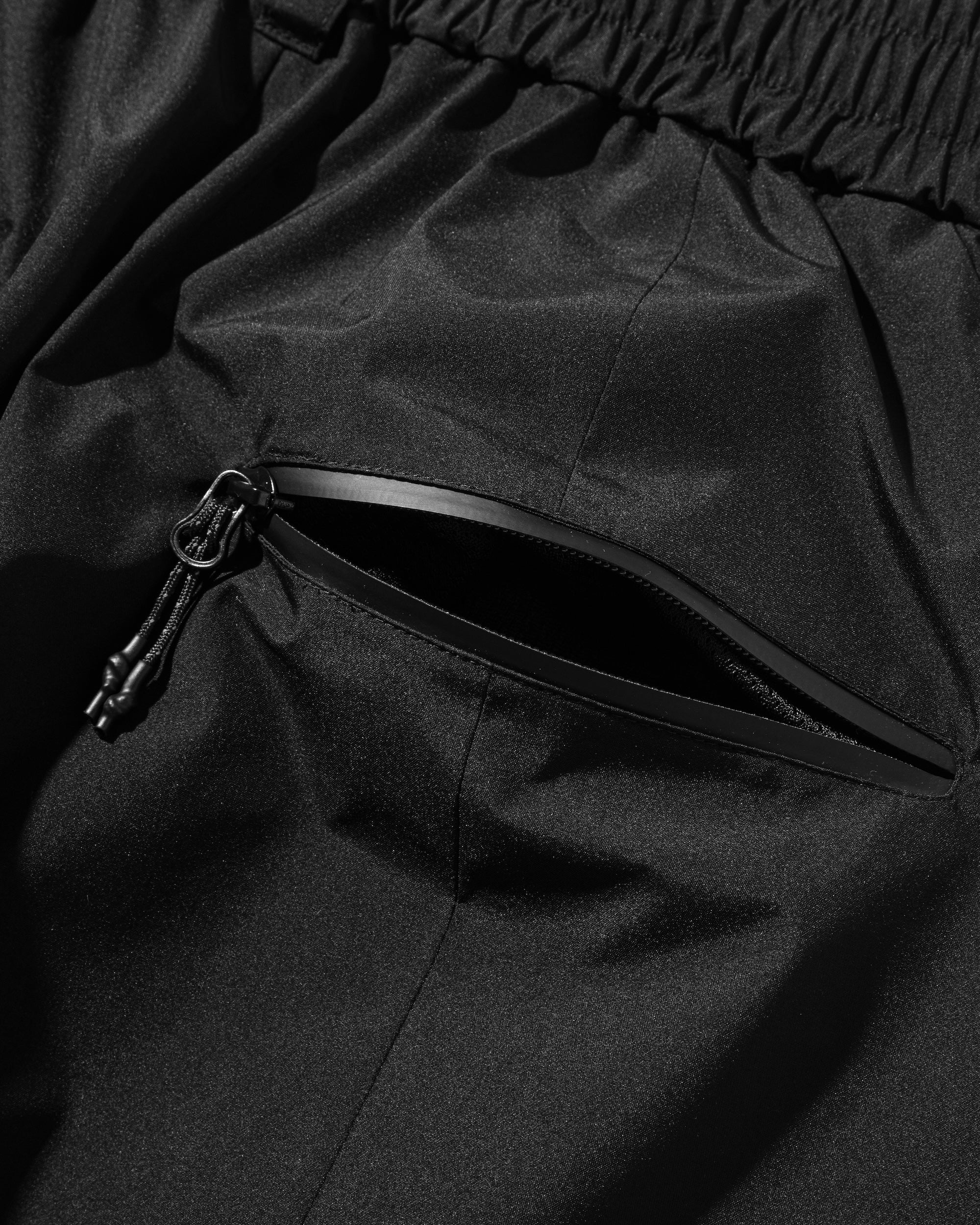 【1.10 SAT 20:00- IN STOCK】+phenix WINDSTOPPER® by GORE-TEX LABS TECH MASSIVE TWISTED PANTS (BLACK)