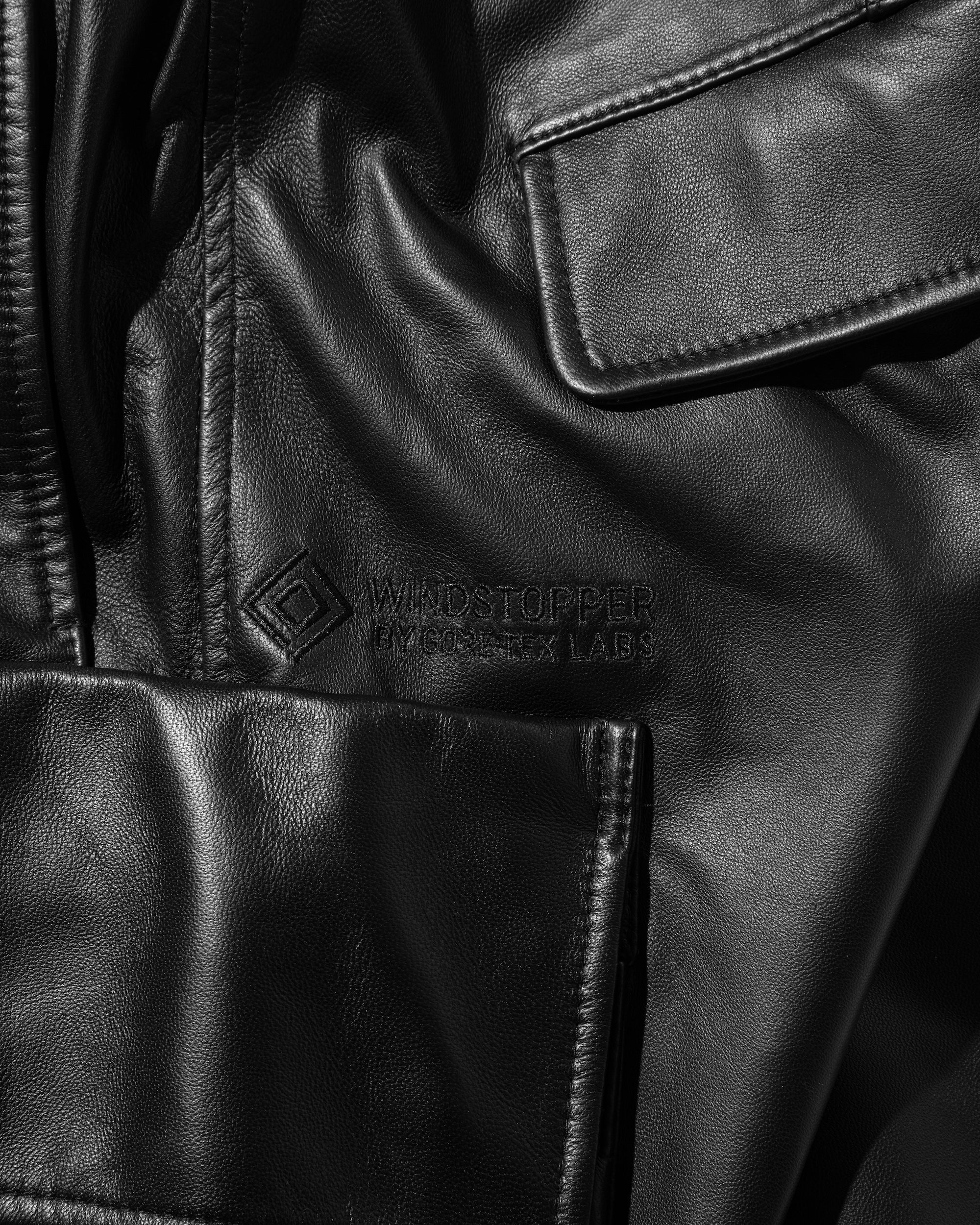 +phenix WINDSTOPPER® by GORE-TEX LABS LEATHER CITY MILITARY HALF PANTS
