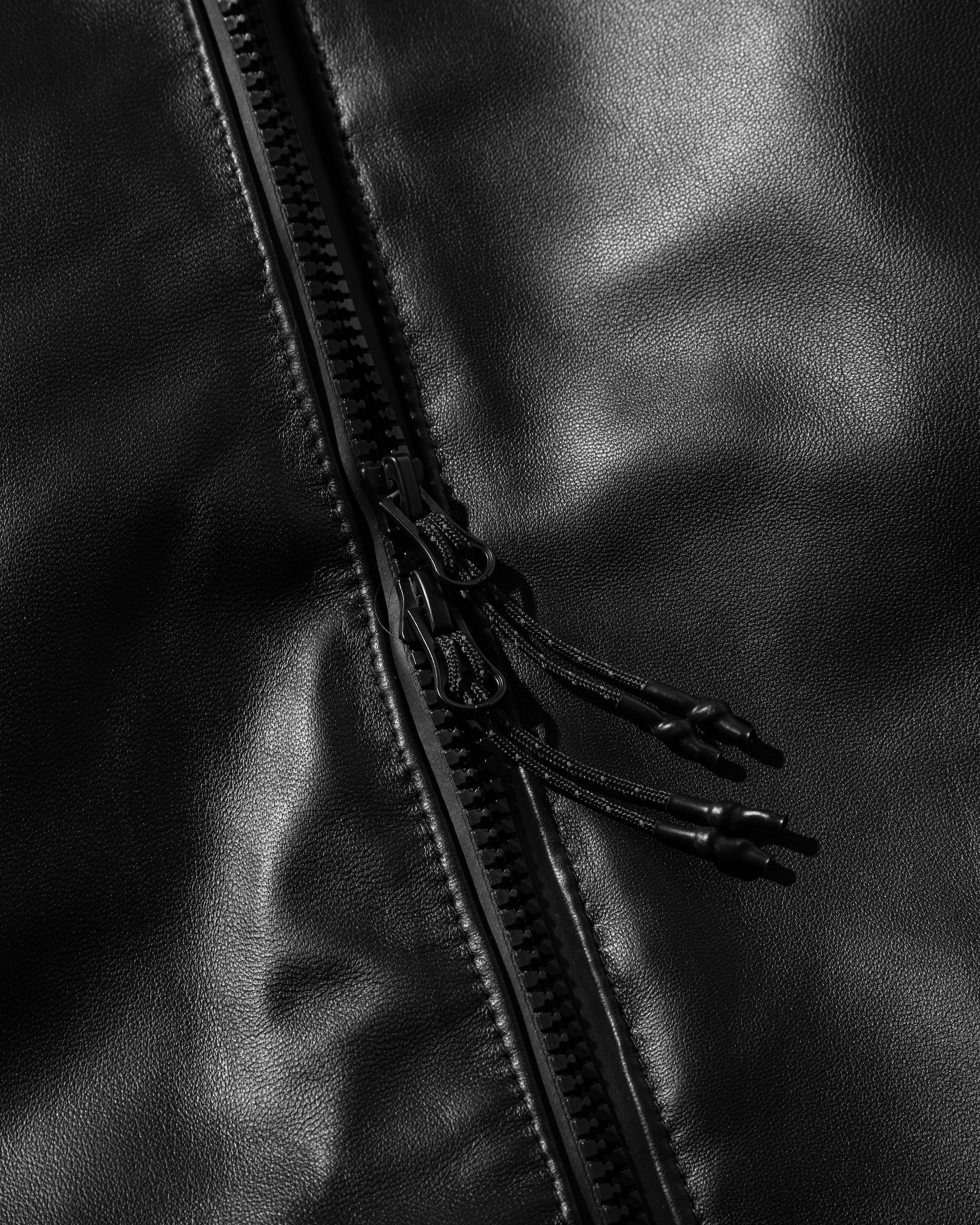 +phenix WINDSTOPPER® by GORE-TEX LABS LEATHER CITY MILITARY JACKET