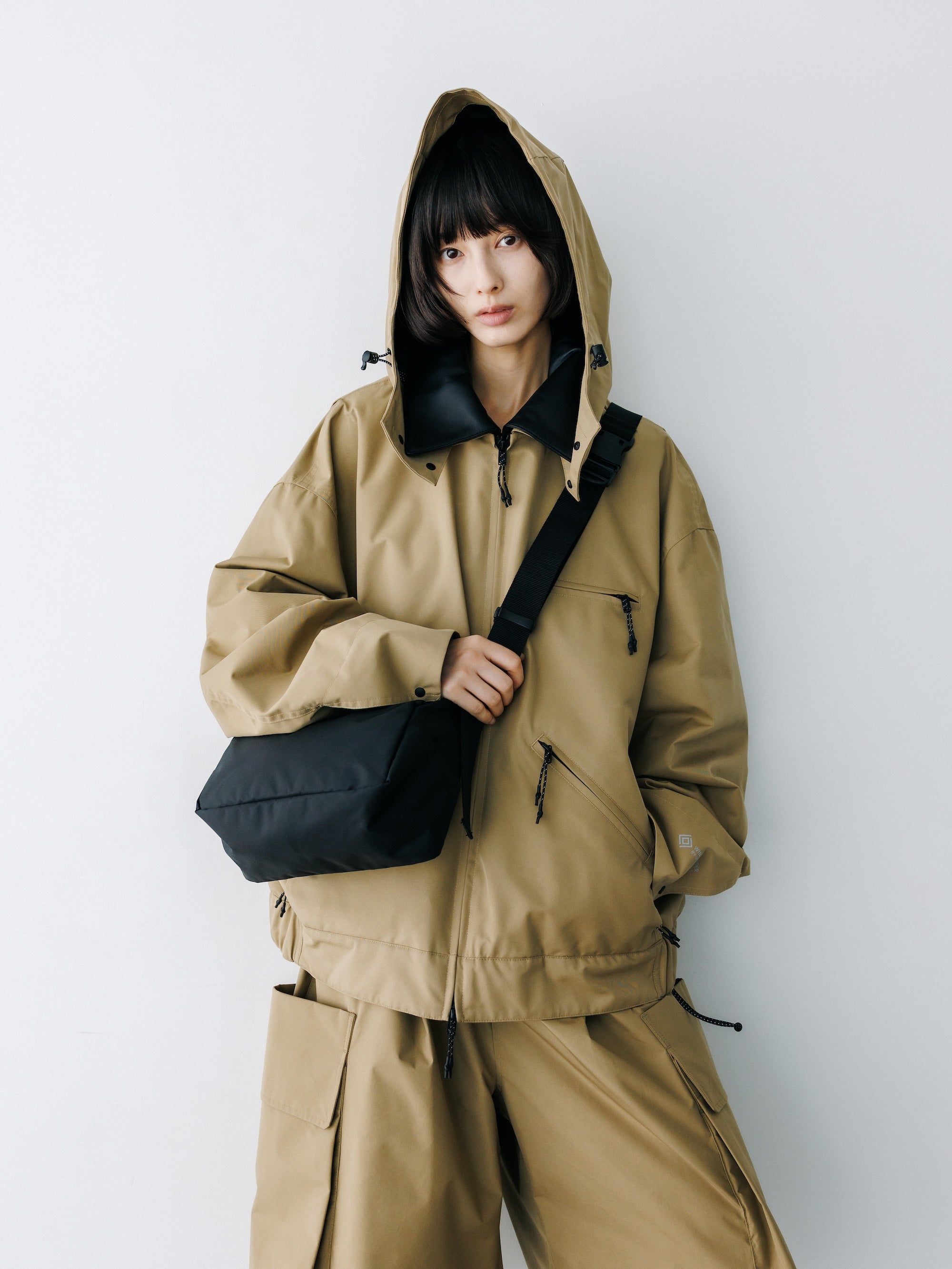 【8.22 SAT 20:00- IN STOCK】DAYOFF BAG MINI (BLACK)