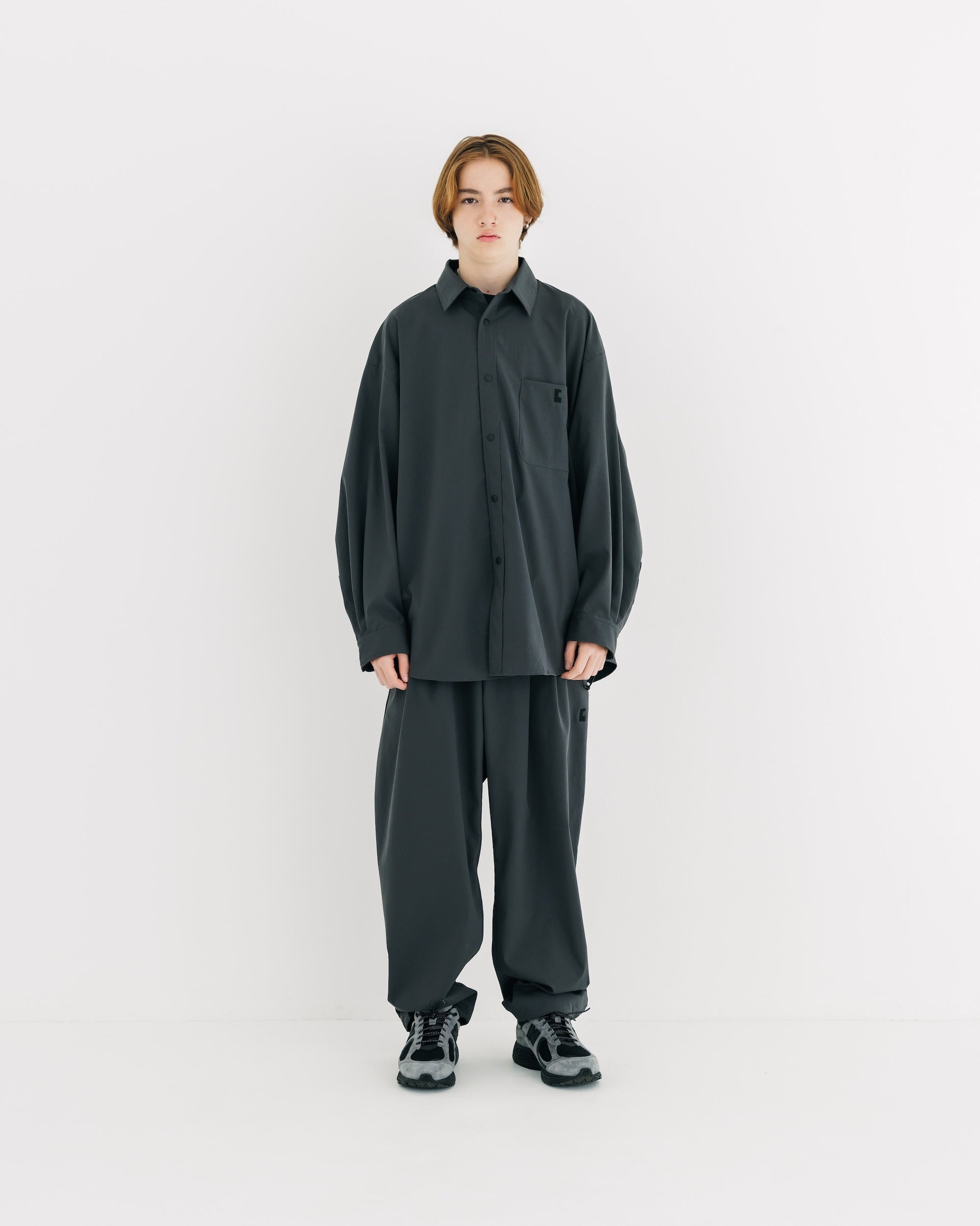 CITY UNIFORM WIDE TAPERED PANTS (CHARCOAL)