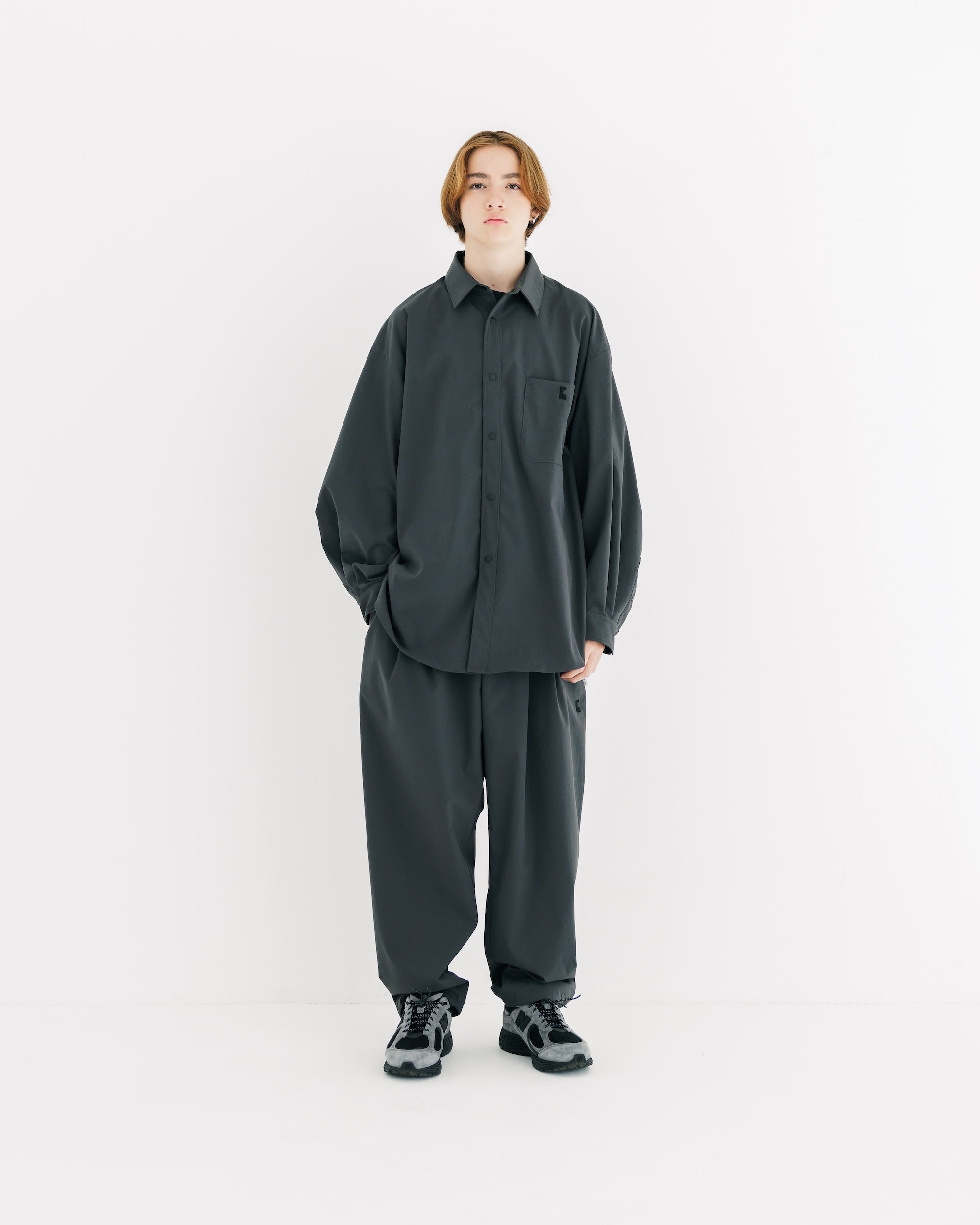CITY UNIFORM WIDE TAPERED PANTS (CHARCOAL)