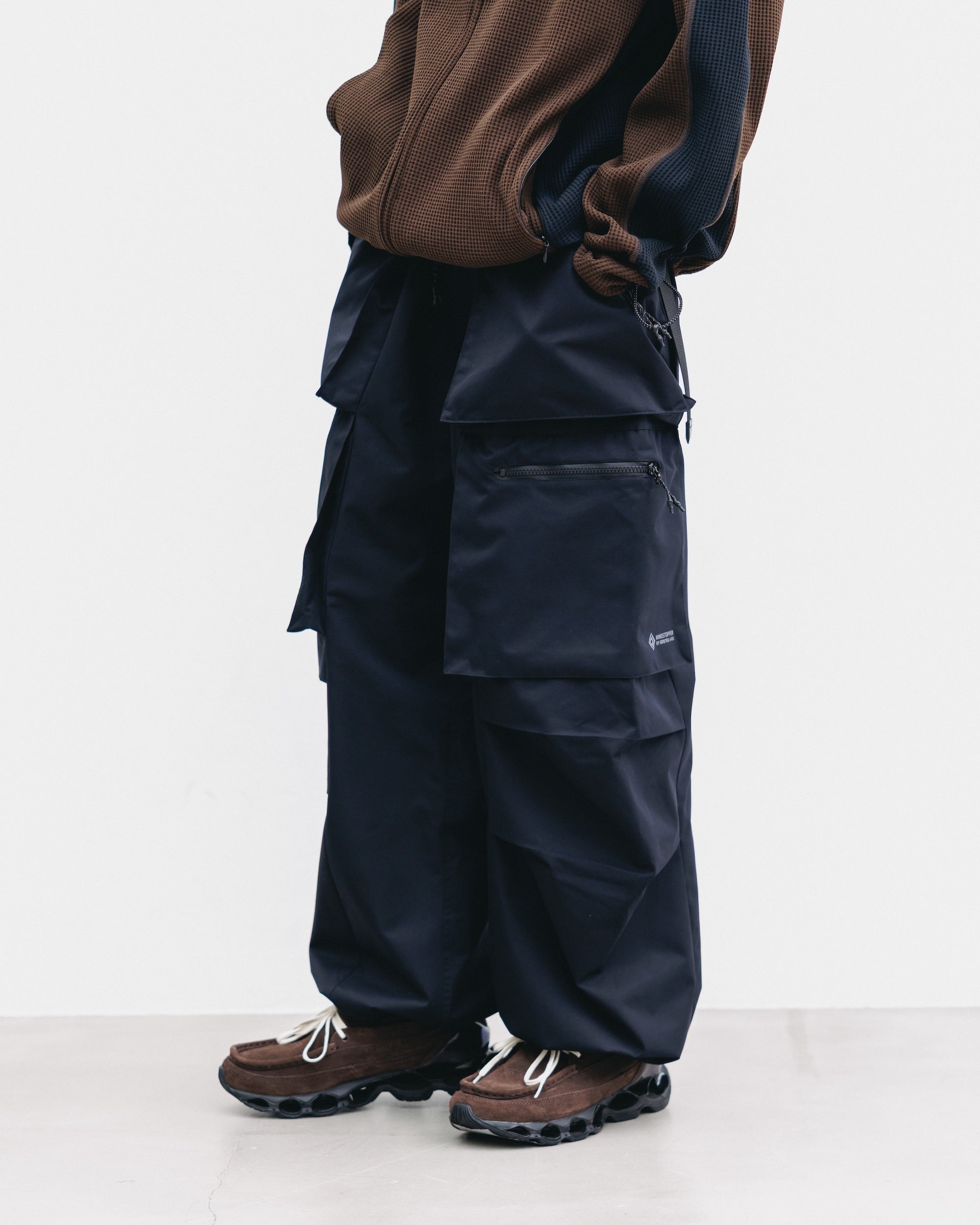 +phenix WINDSTOPPER® by GORE-TEX LABS TWILL CITY MILITARY CURVE PANTS (BLACK)