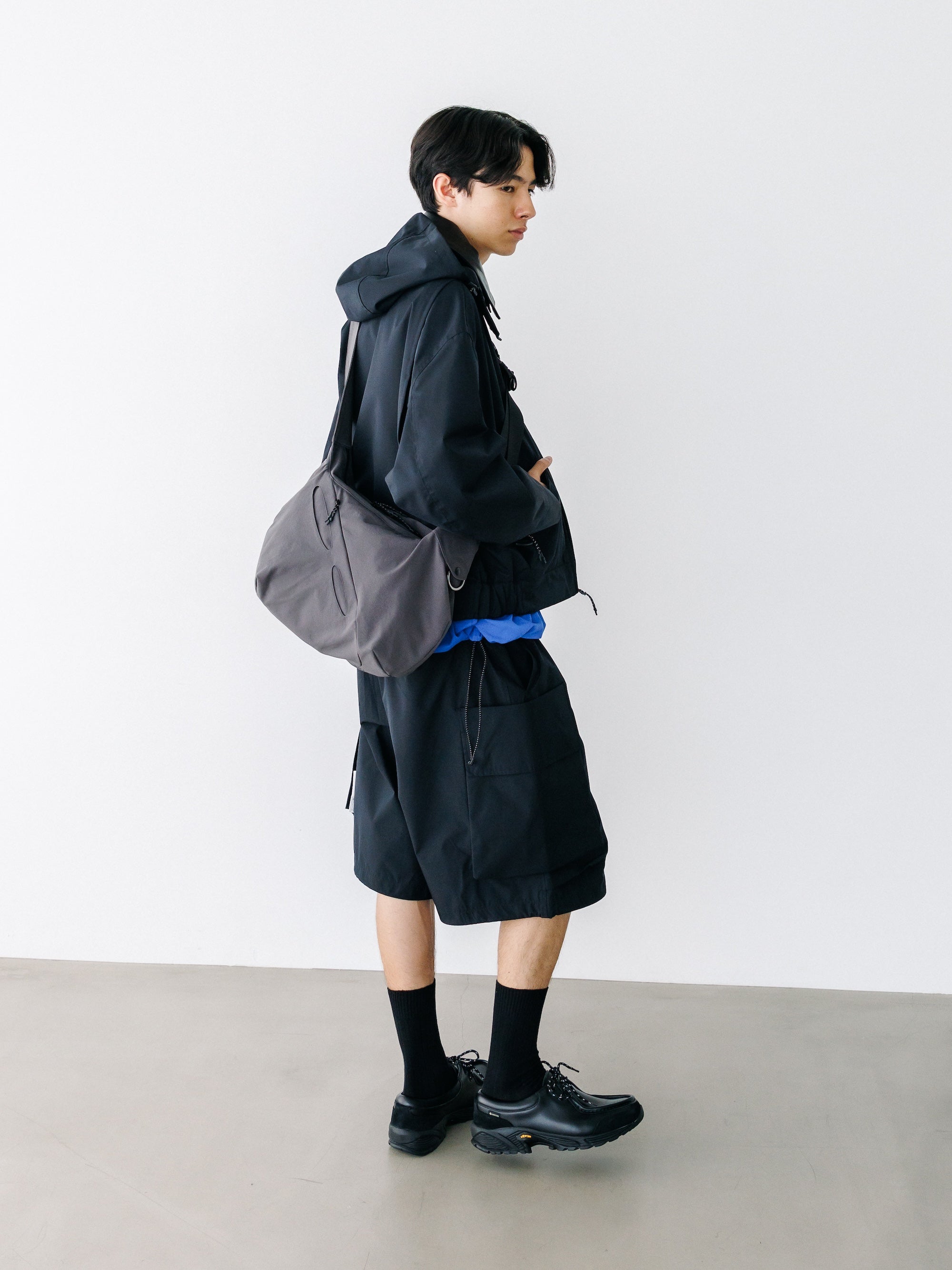 【8.26 WED 20:00- IN STOCK】 SOFT SHELL FUTURE BAG (GRAY)