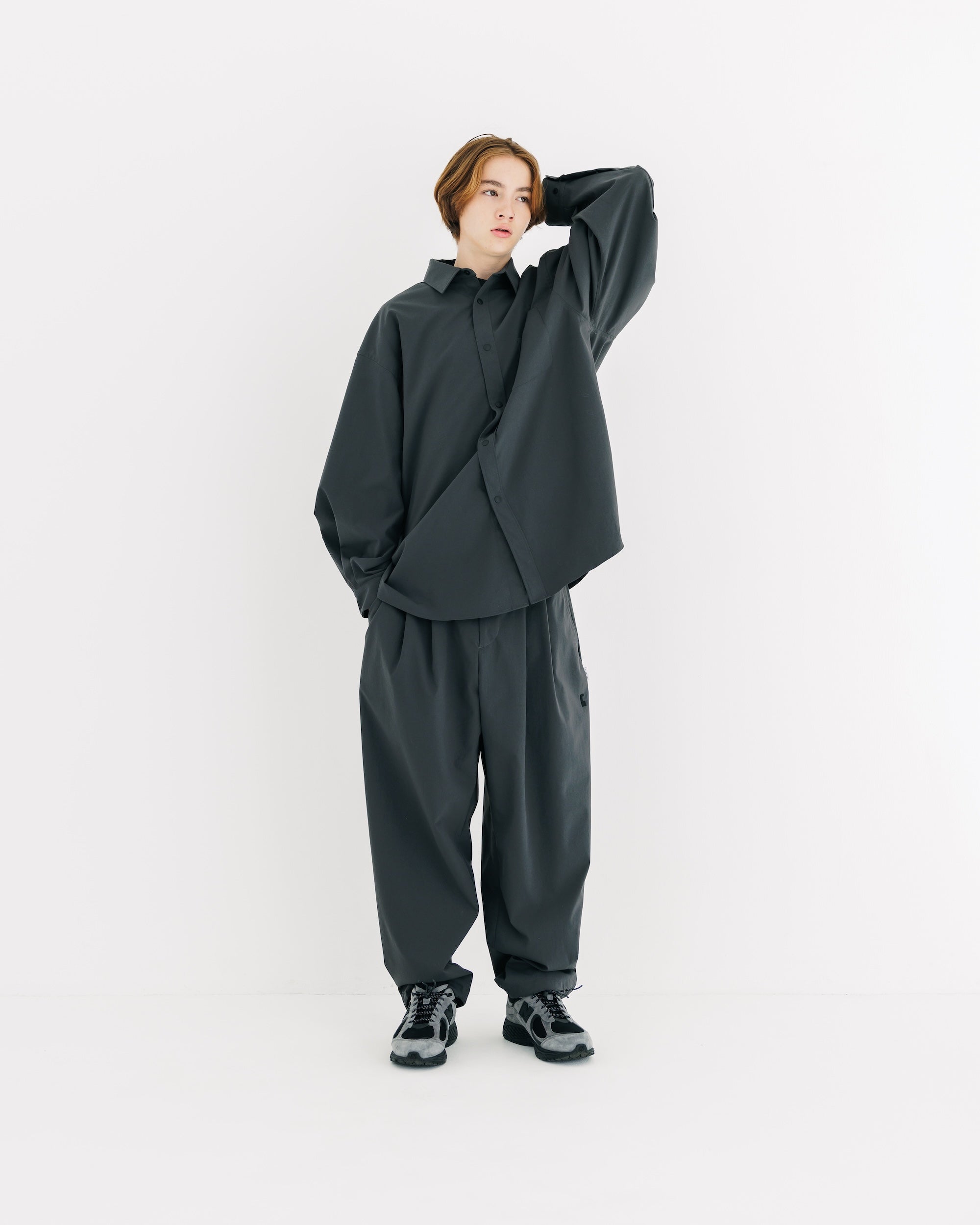 CITY UNIFORM WIDE TAPERED PANTS (CHARCOAL)