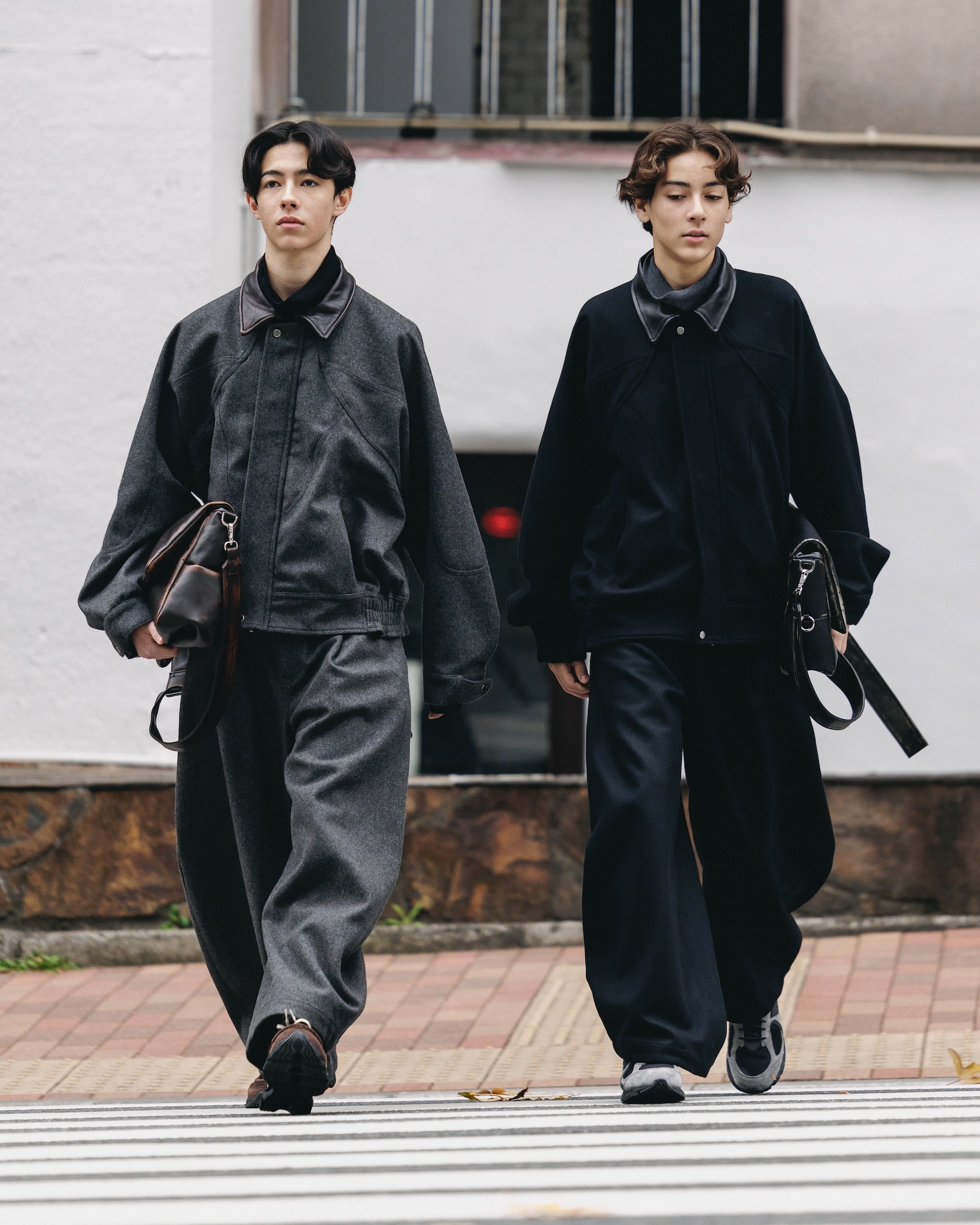 【5월 말 전달 예정】MASSIVE PANTS