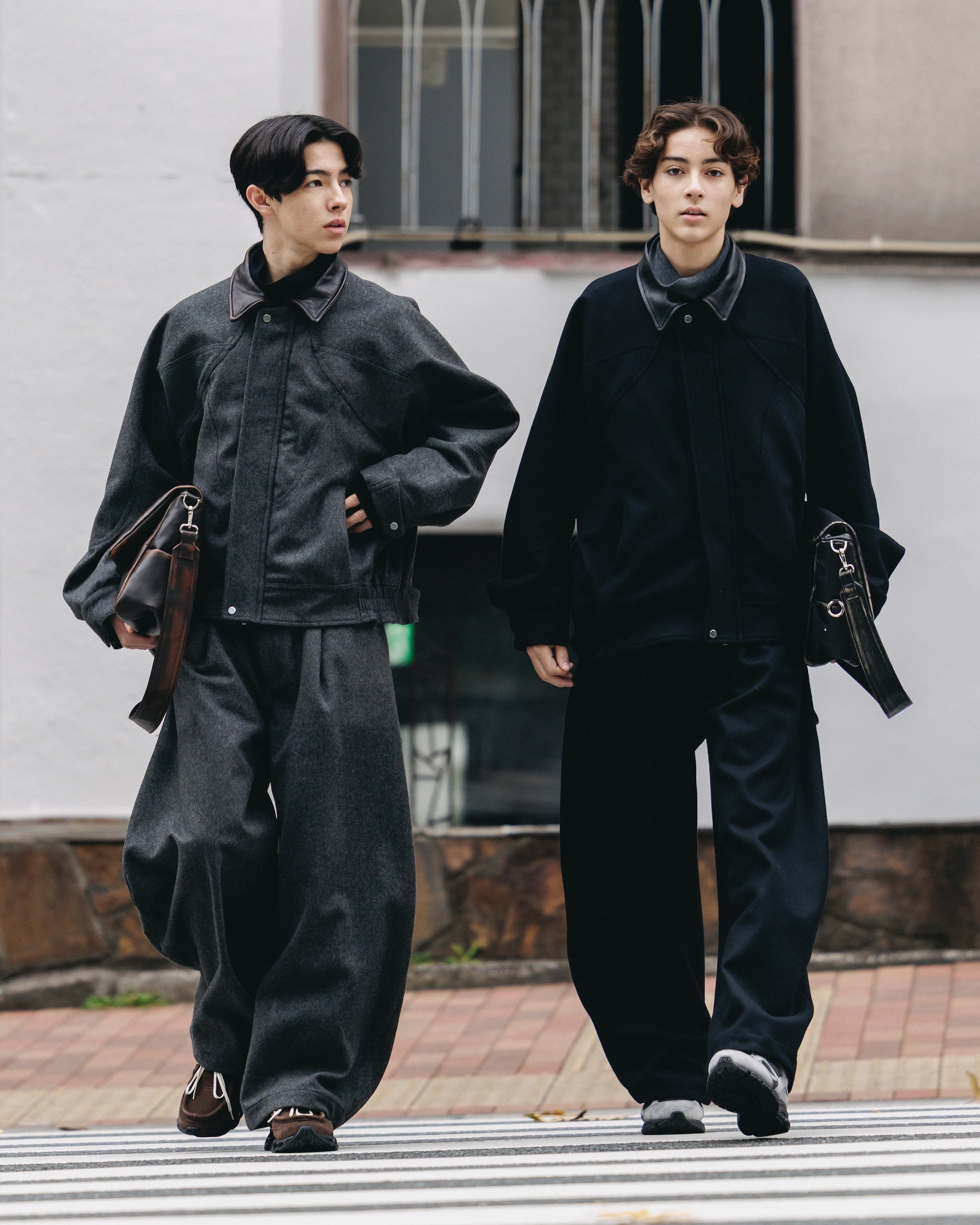 【5월 말 전달 예정】MASSIVE PANTS