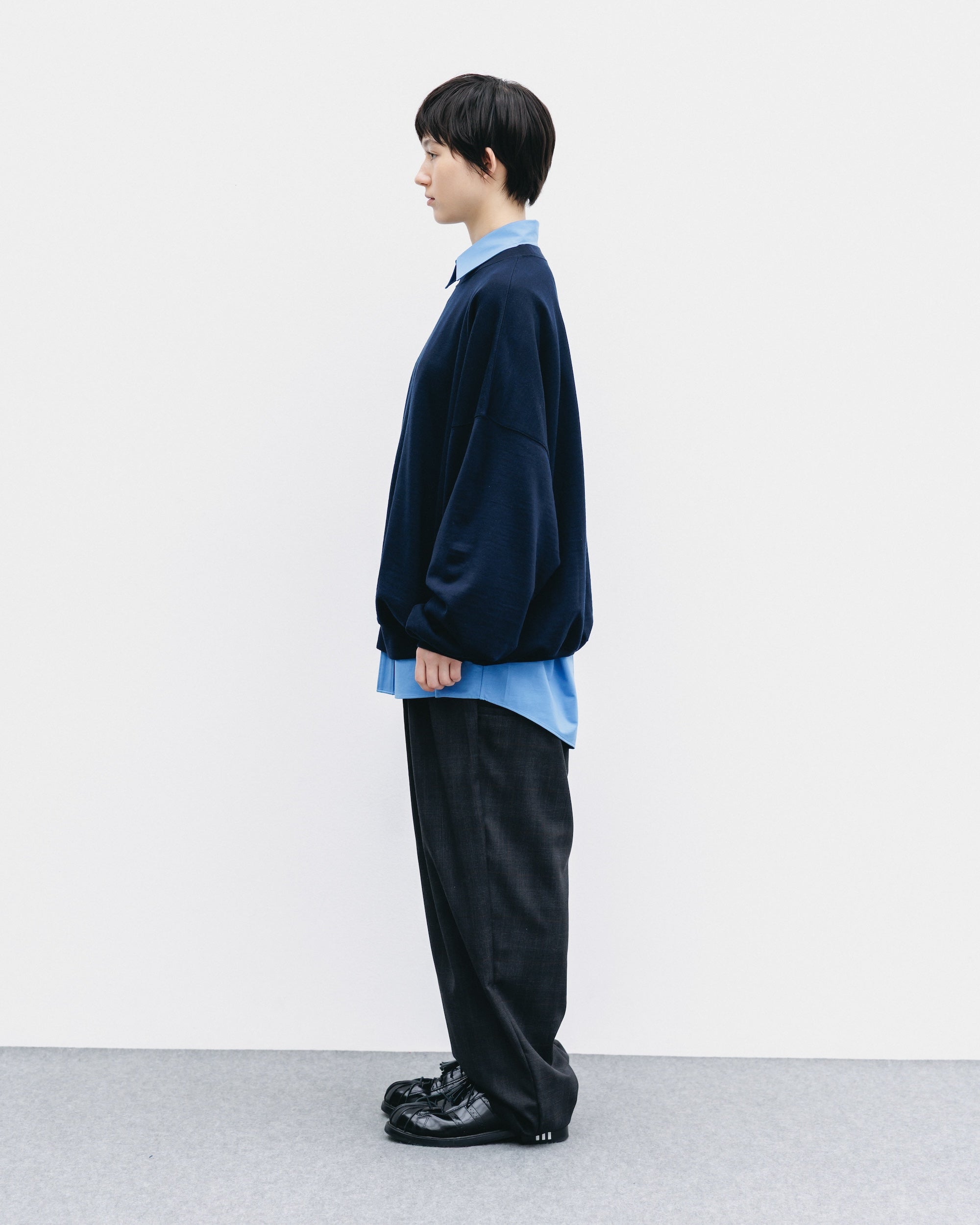 【10.29 WED 20:00- IN STOCK】WOOL SWEATSHIRT (NAVY)