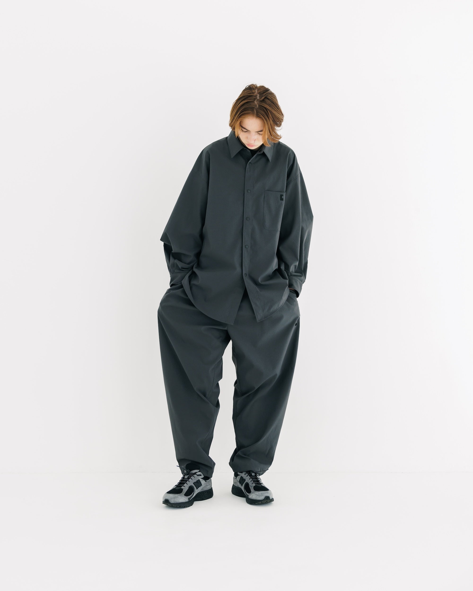 CITY UNIFORM WIDE TAPERED PANTS (CHARCOAL)