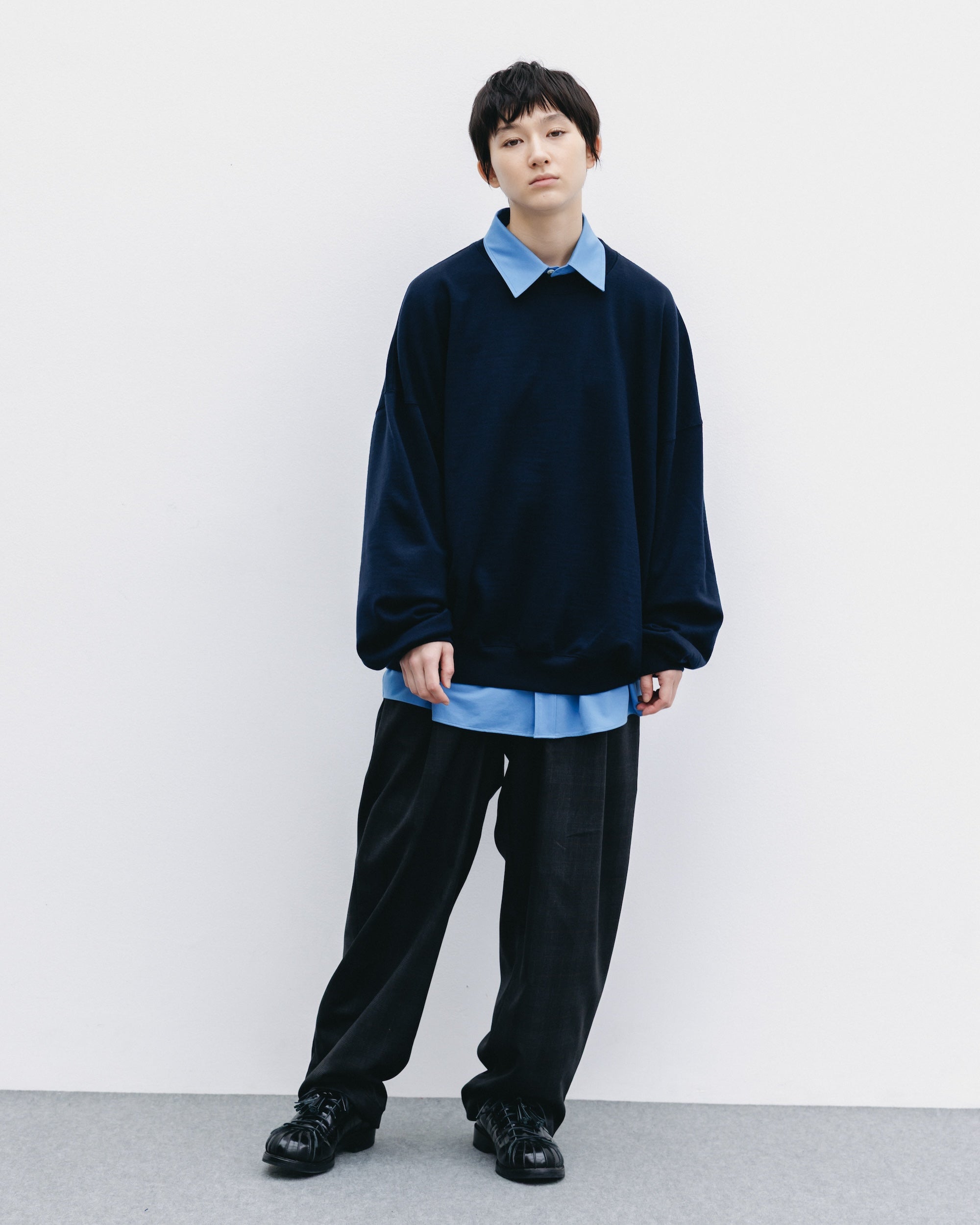 【10.29 WED 20:00- IN STOCK】WOOL SWEATSHIRT (NAVY)