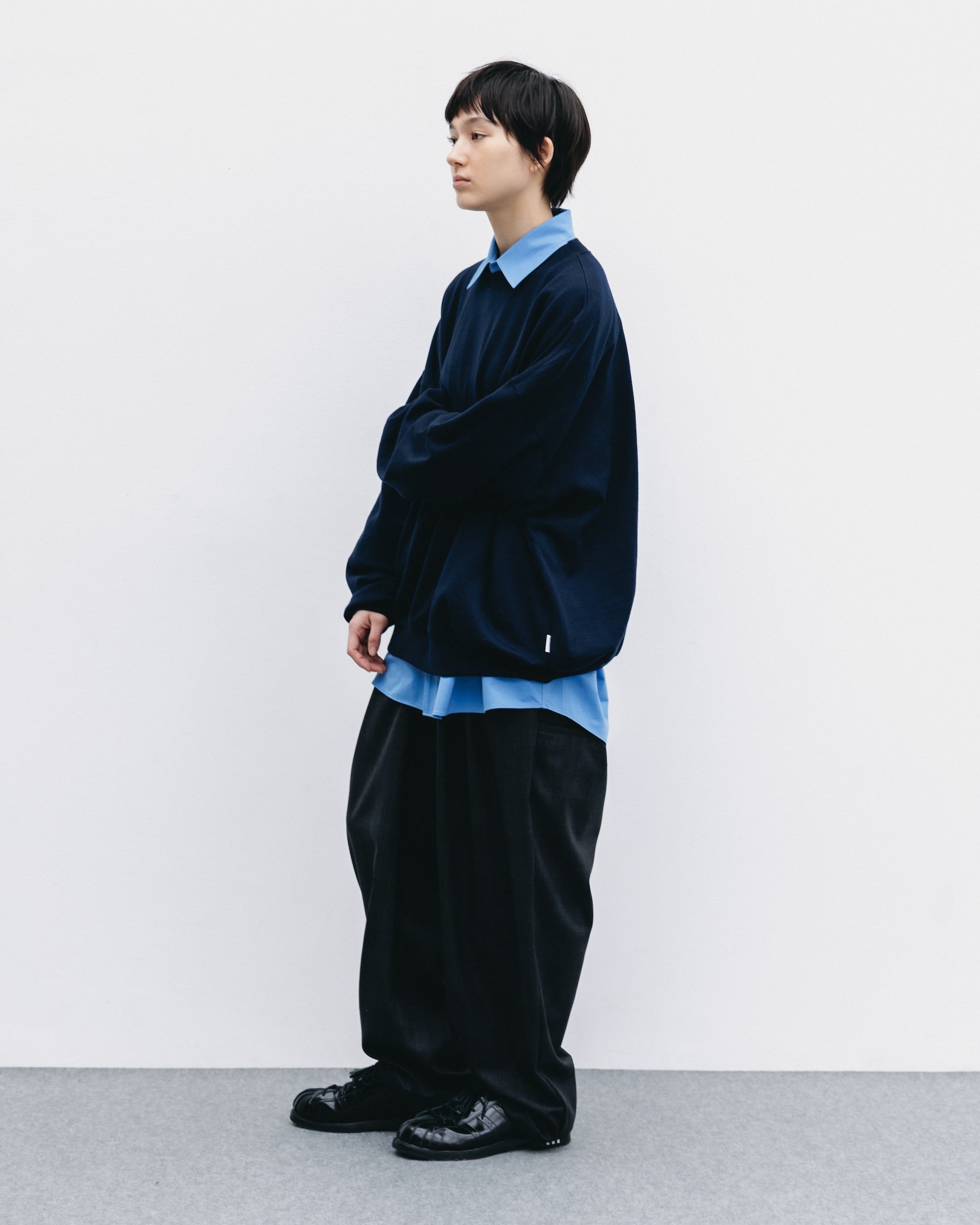 【10.29 WED 20:00- IN STOCK】WOOL SWEATSHIRT (NAVY)