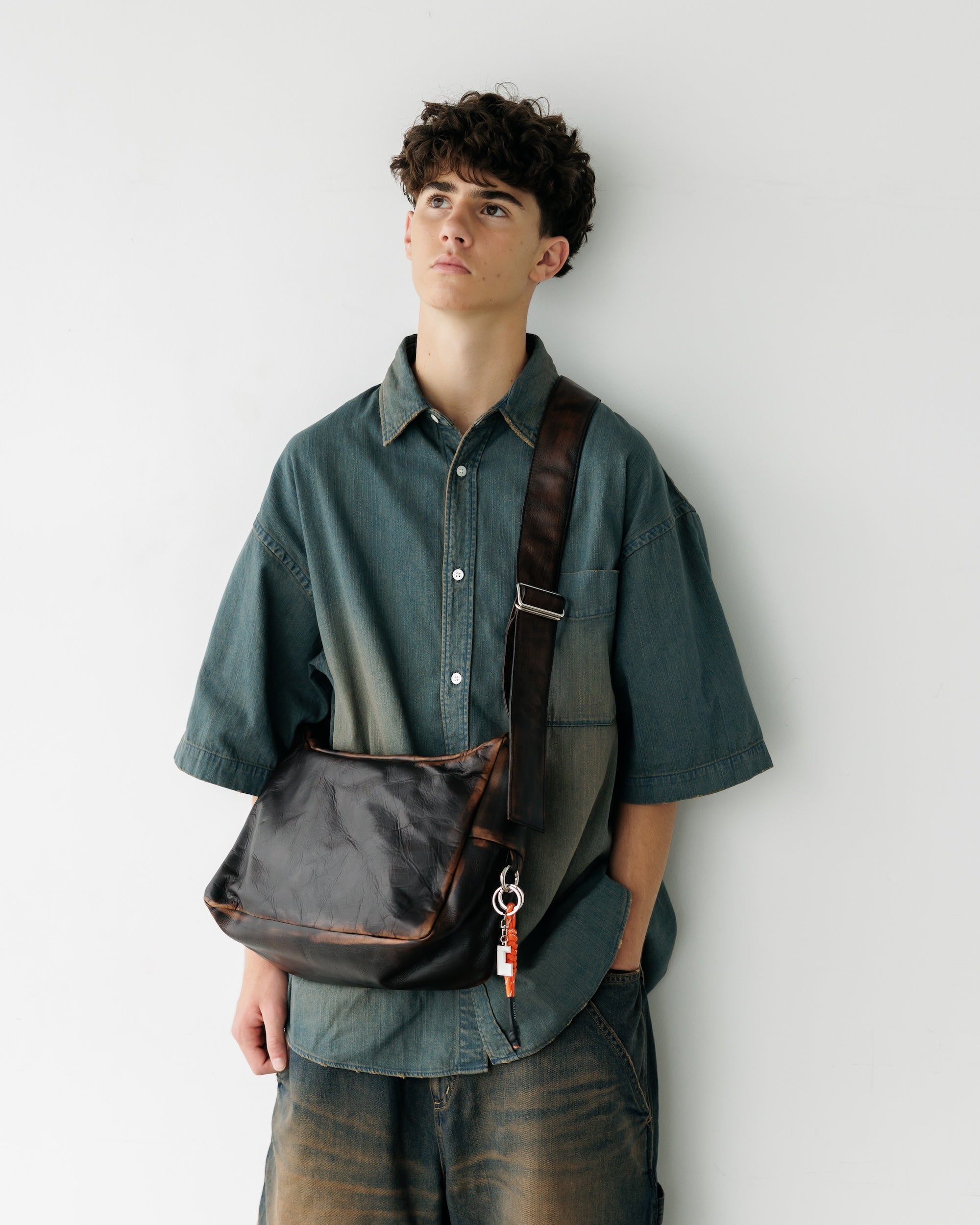 VINTAGE DYED DENIM CLASSIC CITY S/S SHIRT (VINTAGE BROWN)