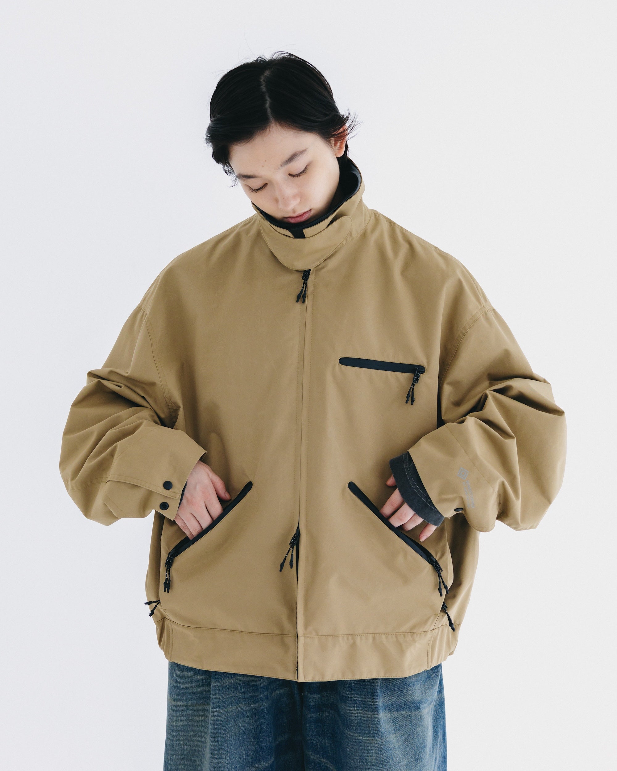 【9.24 WED 20:00- IN STOCK】+phenix WINDSTOPPER® by GORE-TEX LABS TWILL CITY WORKER JACKET (CARAMEL BEIGE)