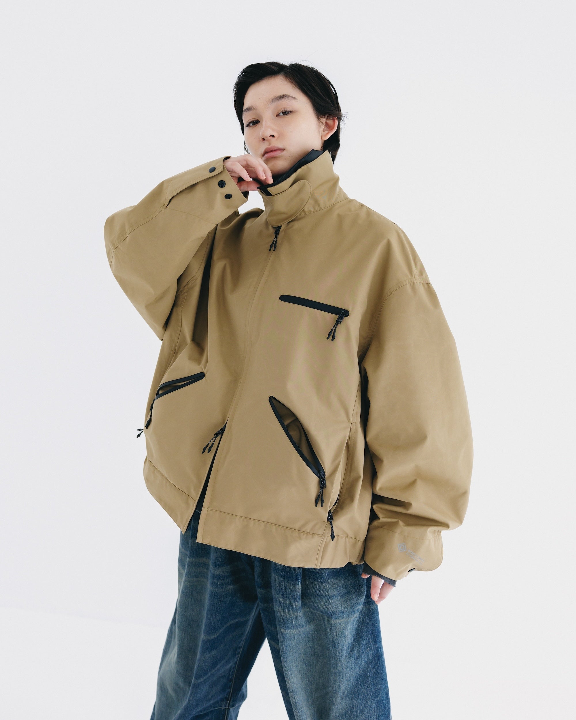 【9.24 WED 20:00- IN STOCK】+phenix WINDSTOPPER® by GORE-TEX LABS TWILL CITY WORKER JACKET (CARAMEL BEIGE)