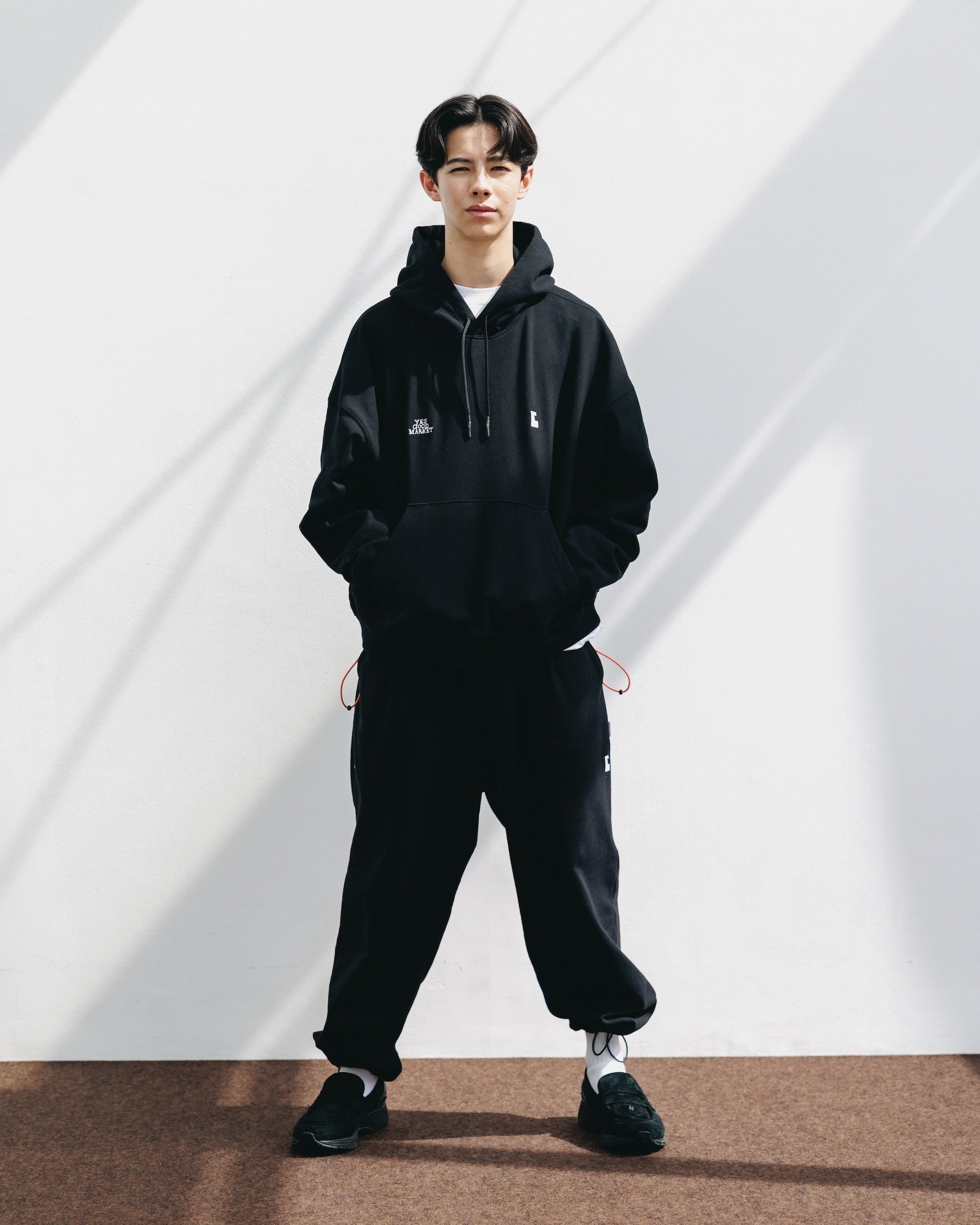 【10.15 WED 20:00- IN STOCK】"C"SWEAT WIDE TAPERED PANTS FOR YGM (BLACK)