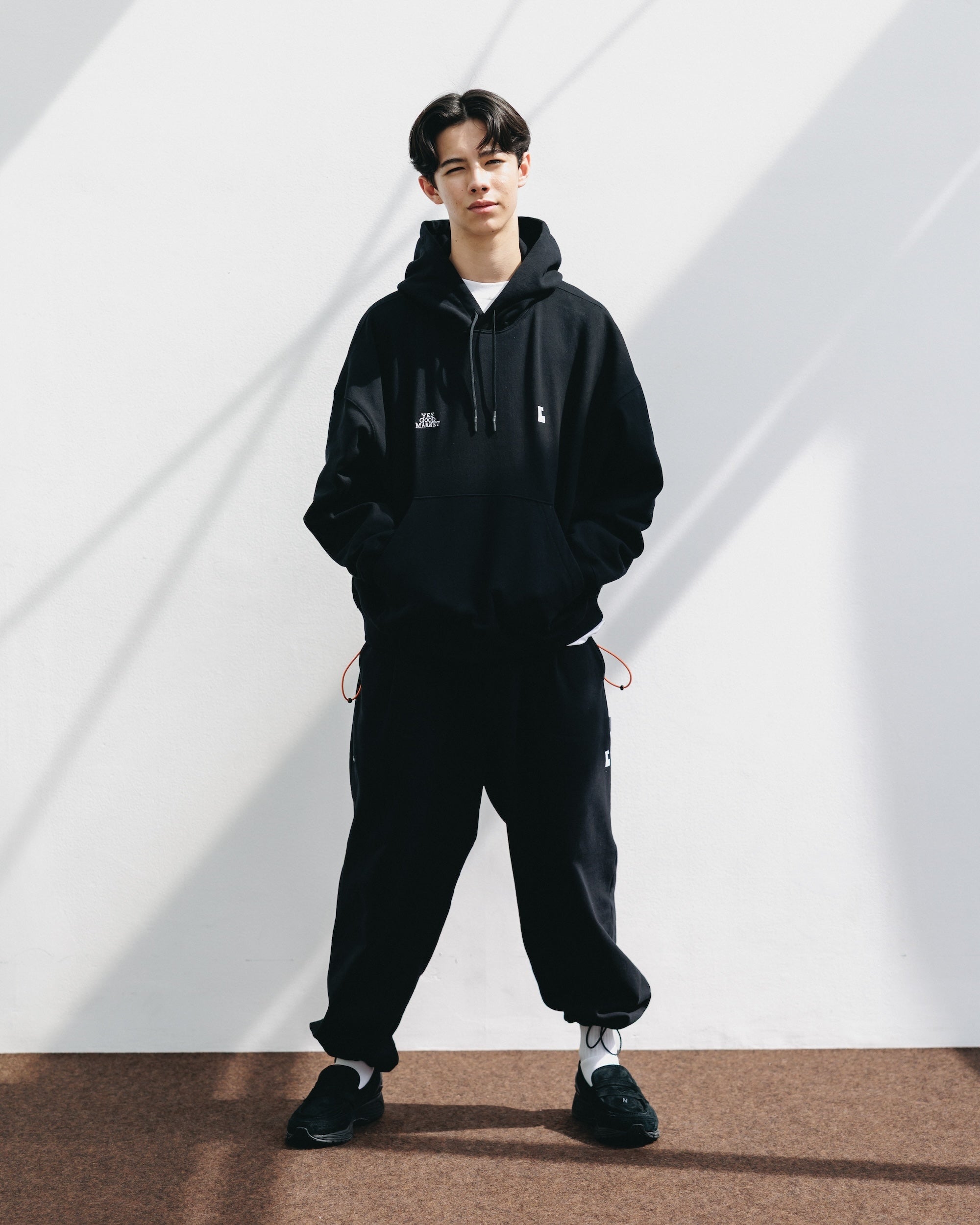 【10.15 WED 20:00- IN STOCK】"C"SWEAT WIDE TAPERED PANTS FOR YGM (BLACK)