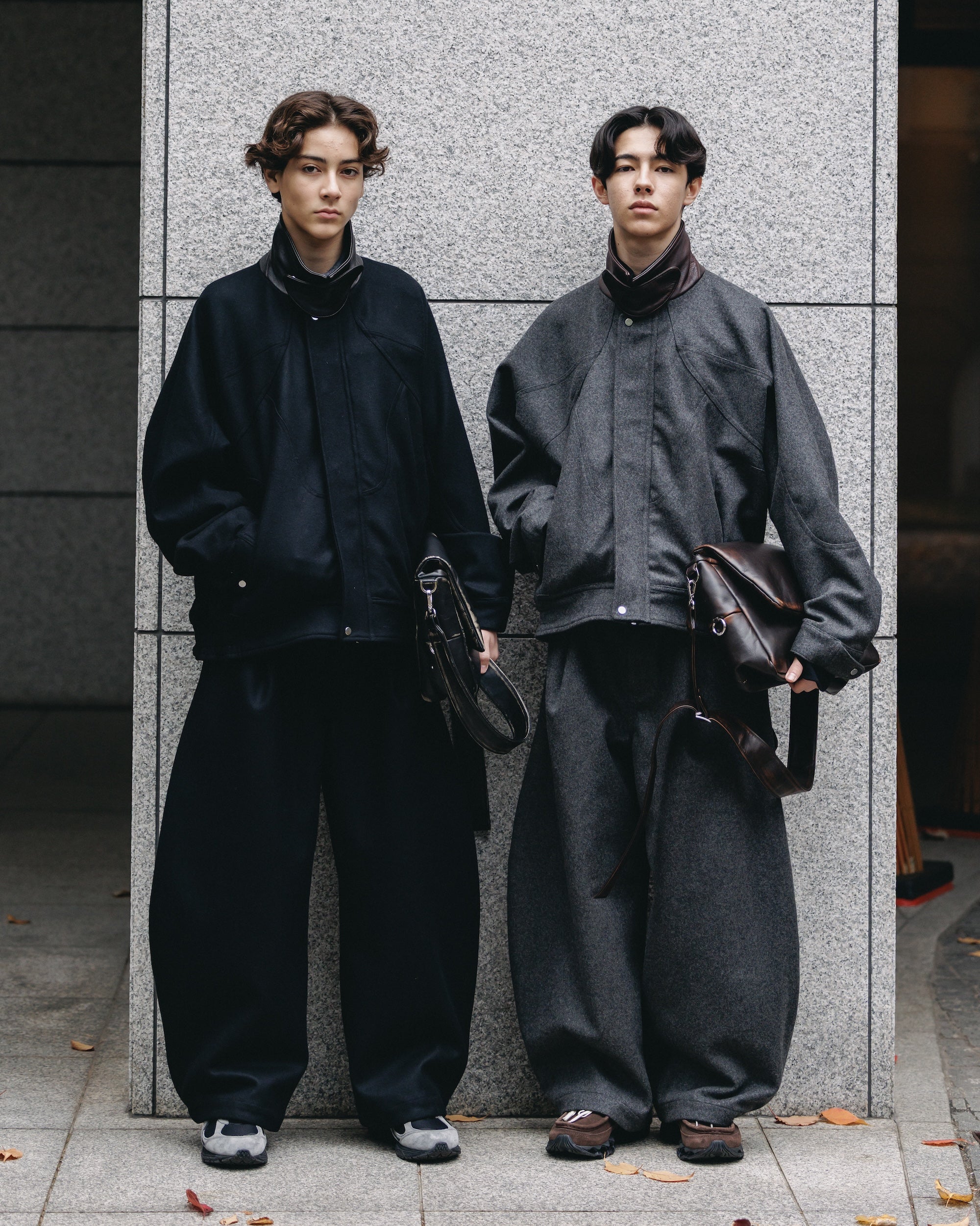 【5월 말 전달 예정】MASSIVE PANTS