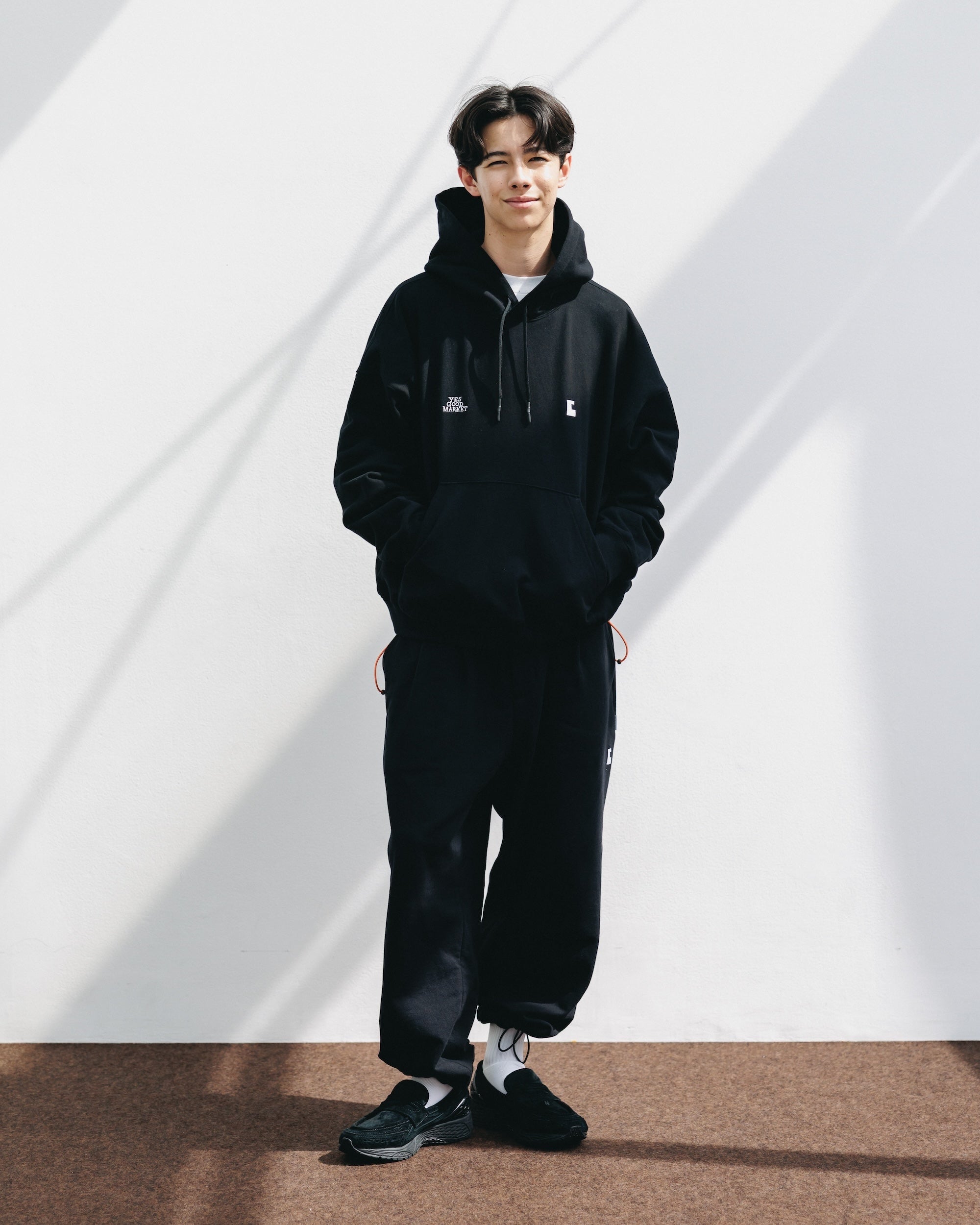 【10.15 WED 20:00- IN STOCK】"C"SWEAT WIDE TAPERED PANTS FOR YGM (BLACK)