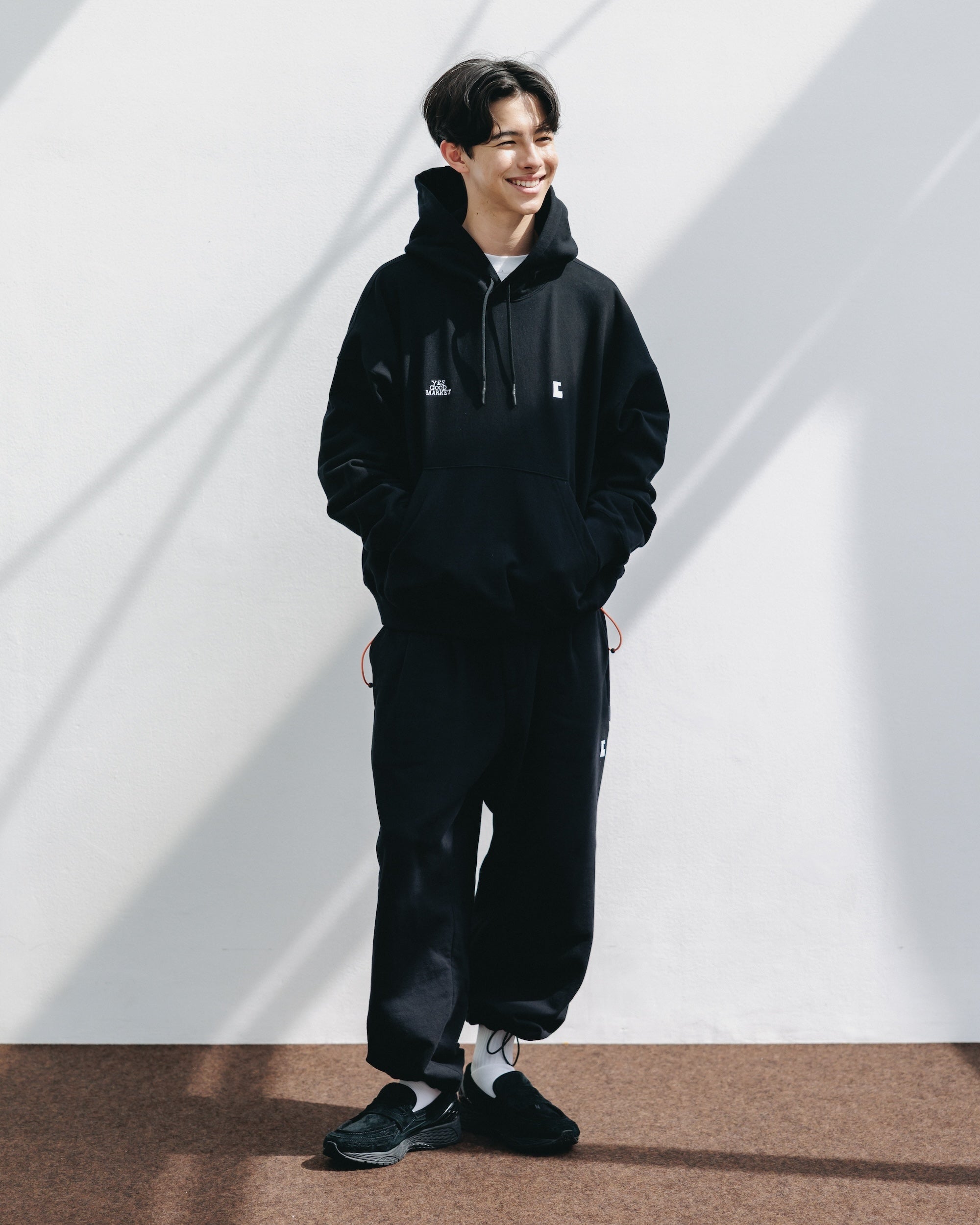 【10.15 WED 20:00- IN STOCK】"C"SWEAT WIDE TAPERED PANTS FOR YGM (BLACK)