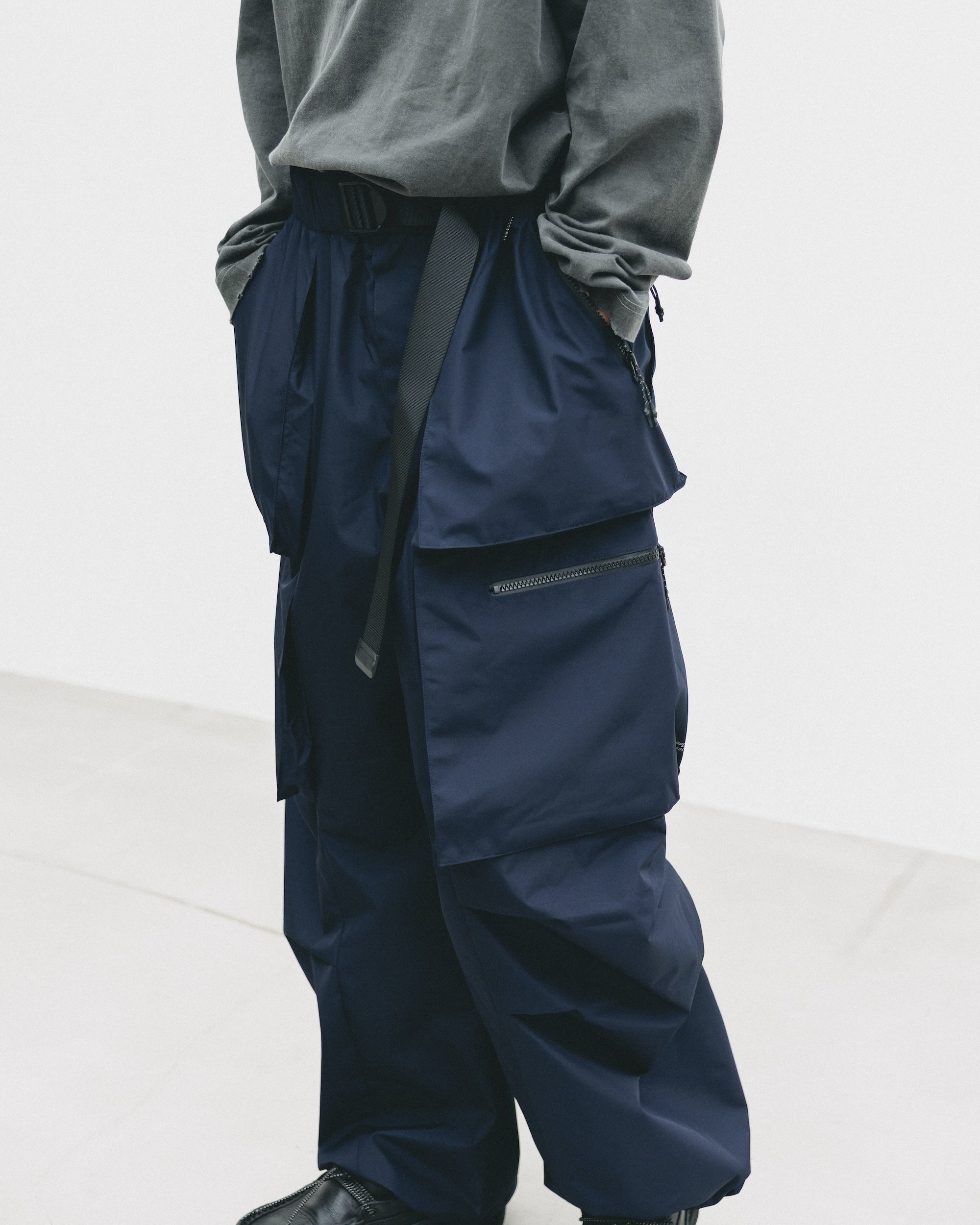 【10.8 WED 20:00- IN STOCK】+phenix WINDSTOPPER® by GORE-TEX LABS CITY MILITARY CURVE PANTS (NAVY)