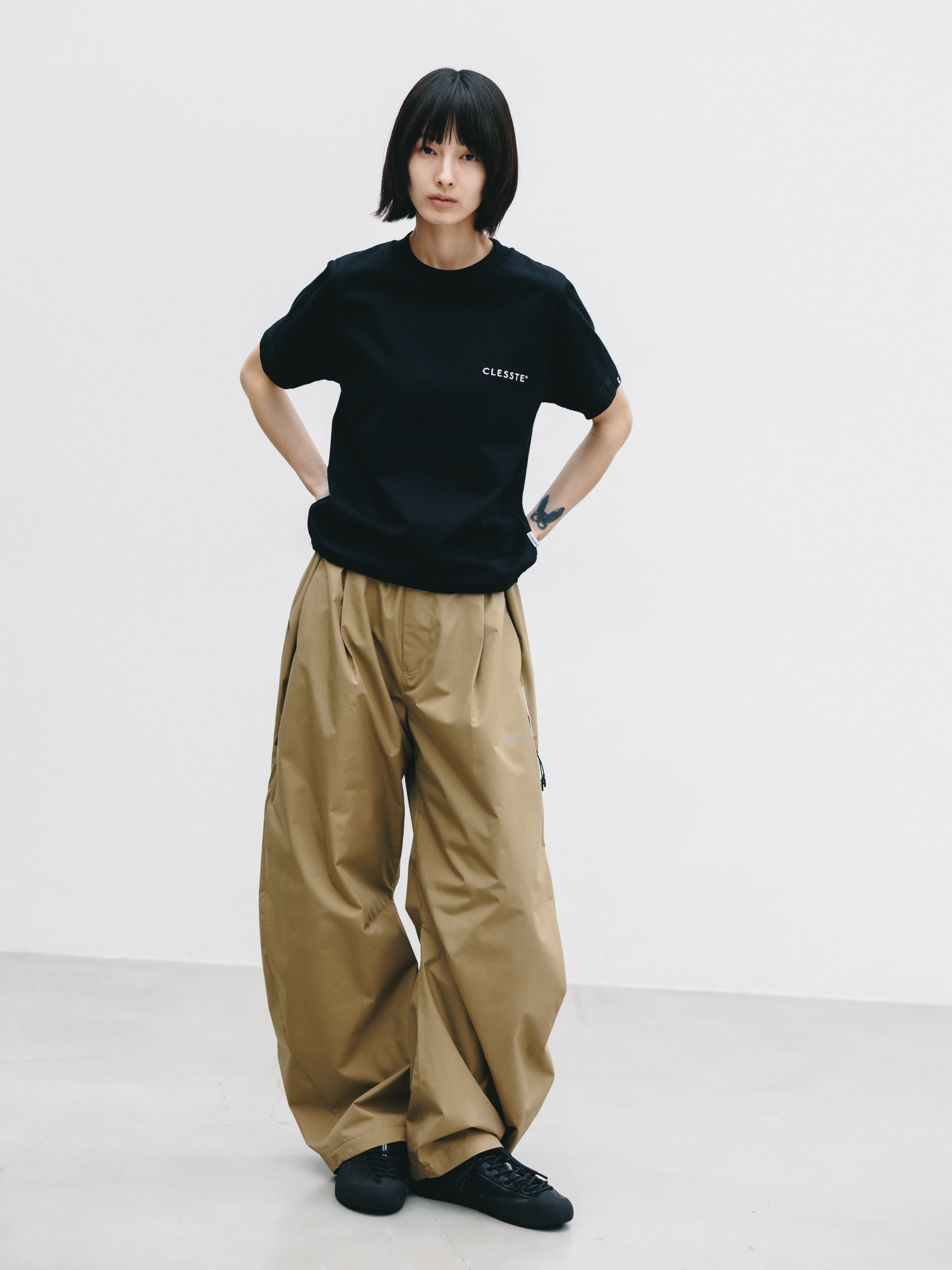 【9.2 WED 20:00- IN STOCK】+phenix WINDSTOPPER® by GORE-TEX LABS TWILL CITY BARREL LEG PANTS (CAMEL BEIGE)