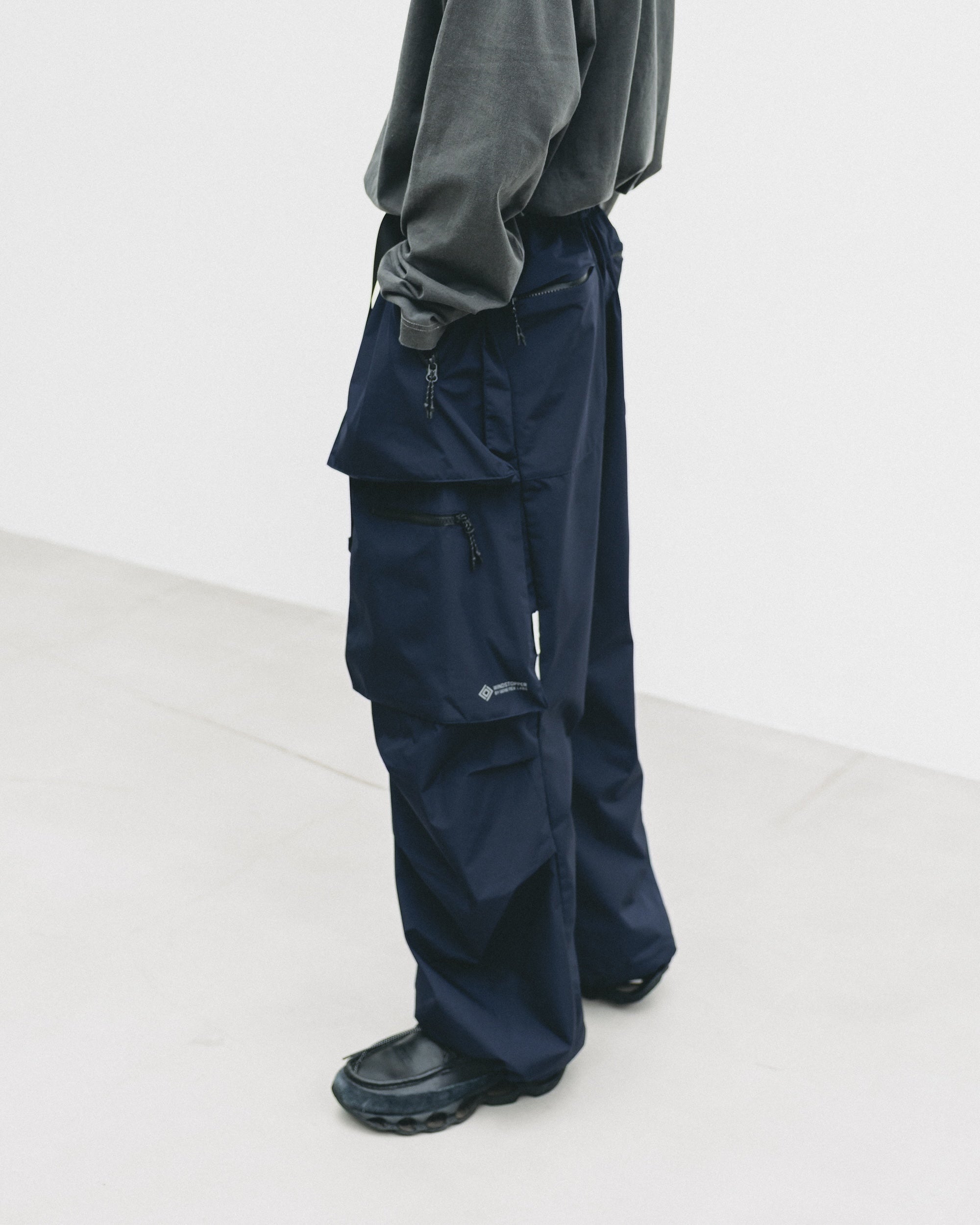 【10.8 WED 20:00- IN STOCK】+phenix WINDSTOPPER® by GORE-TEX LABS CITY MILITARY CURVE PANTS (NAVY)