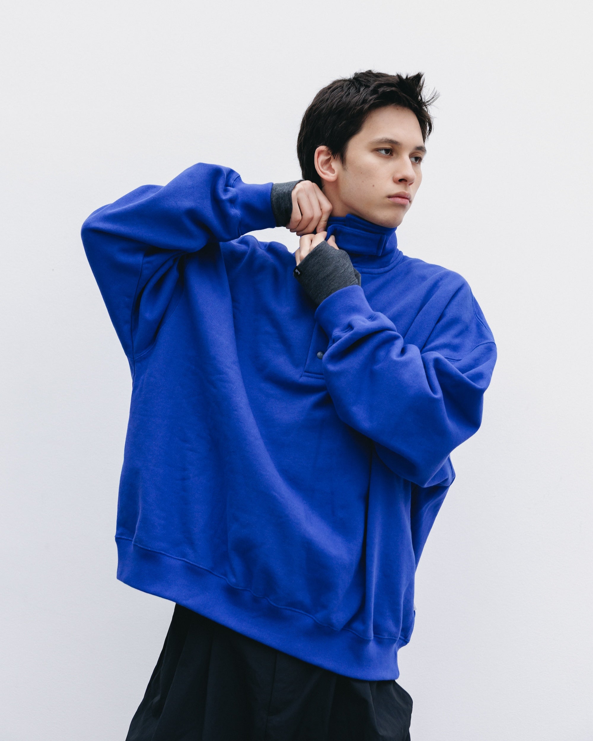 HALF SNAP SWEATSHIRT (BLUE)
