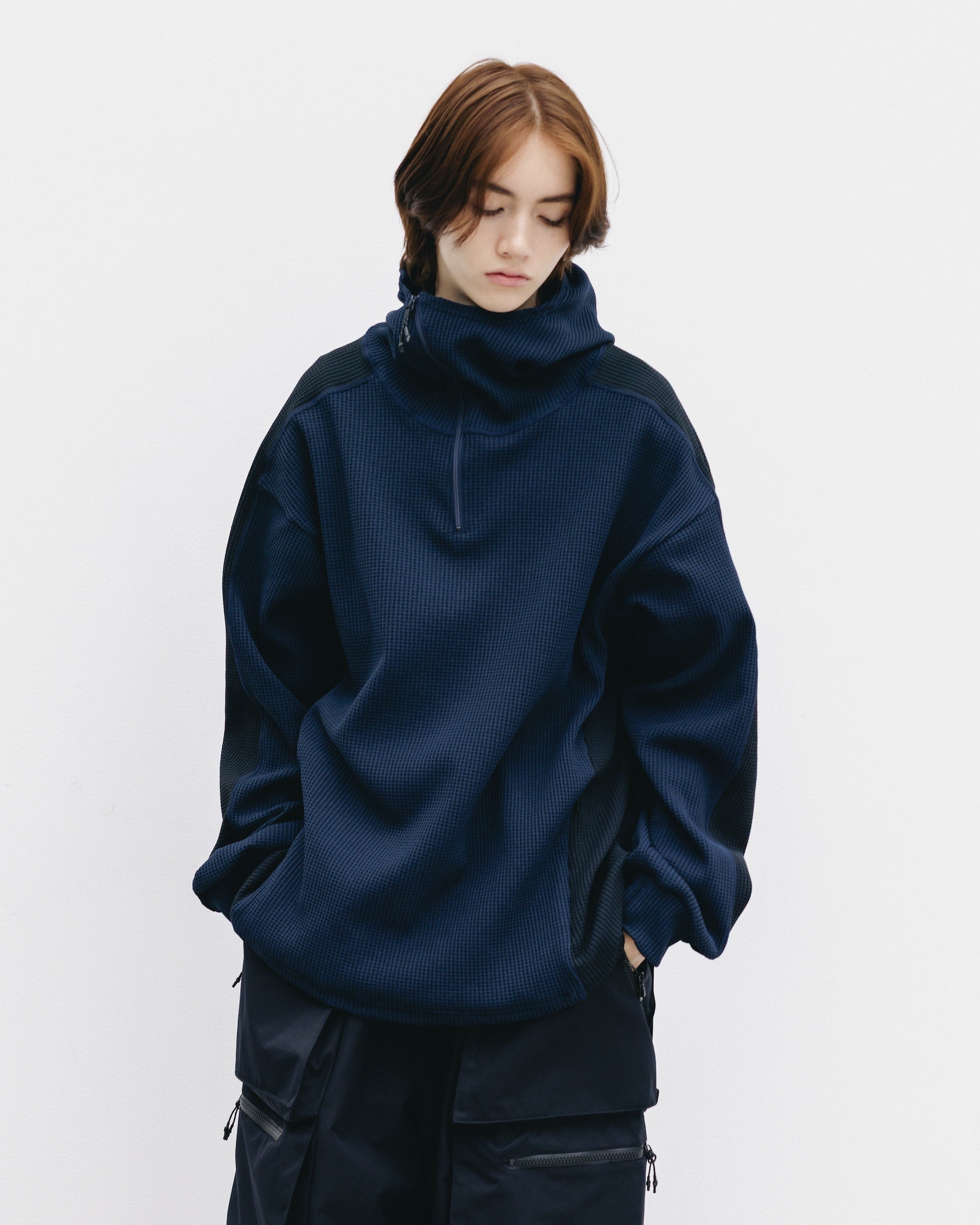 CITY LIGHT THERMAL HALF ZIP HOODIE (NAVY×BLACK)
