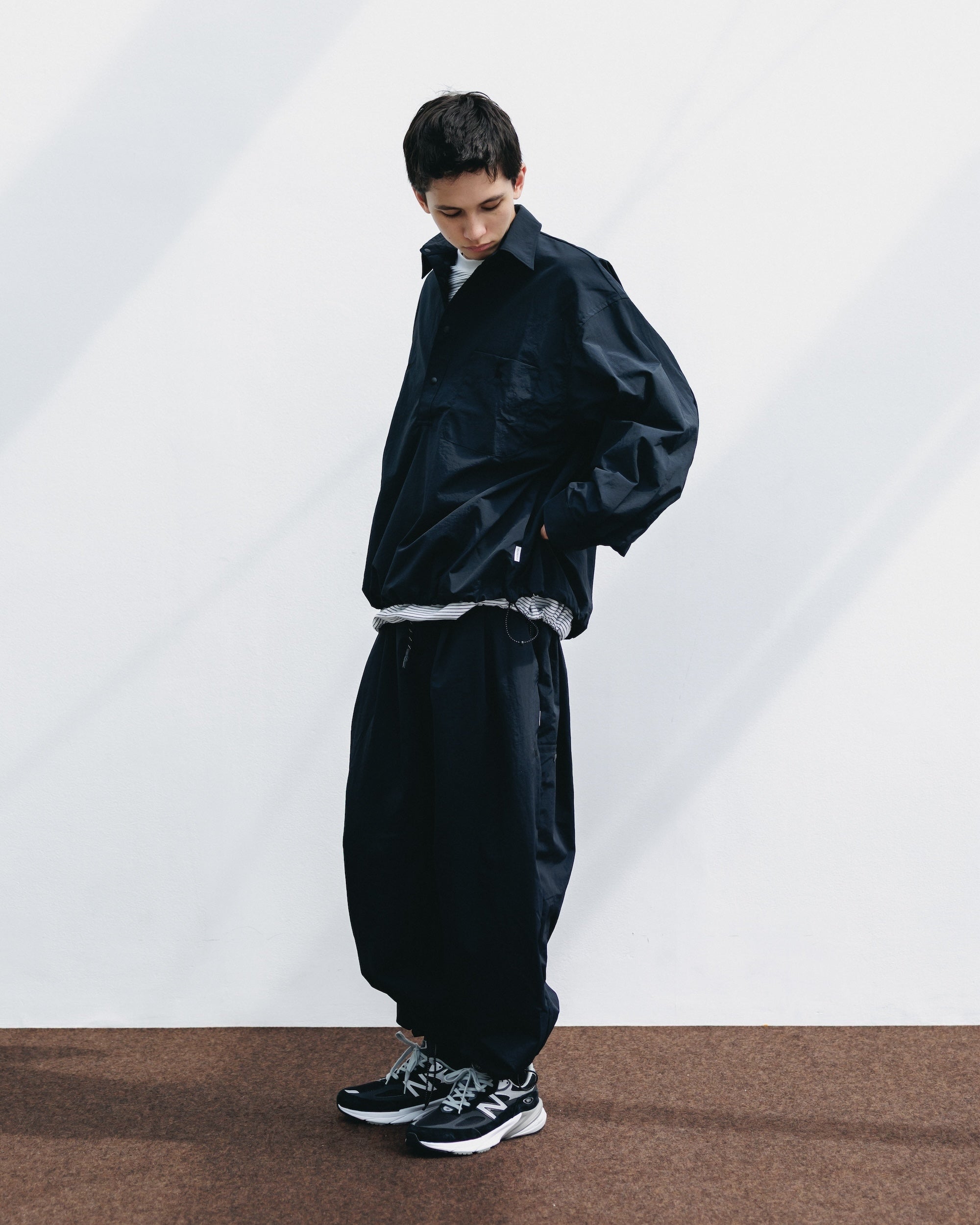 【10.15 WED 20:00- IN STOCK】WATER REPELLENT NYLON CITY UNIFORM L/S PULLOVER SHIRT FOR YGM (BLACK×BLACK)