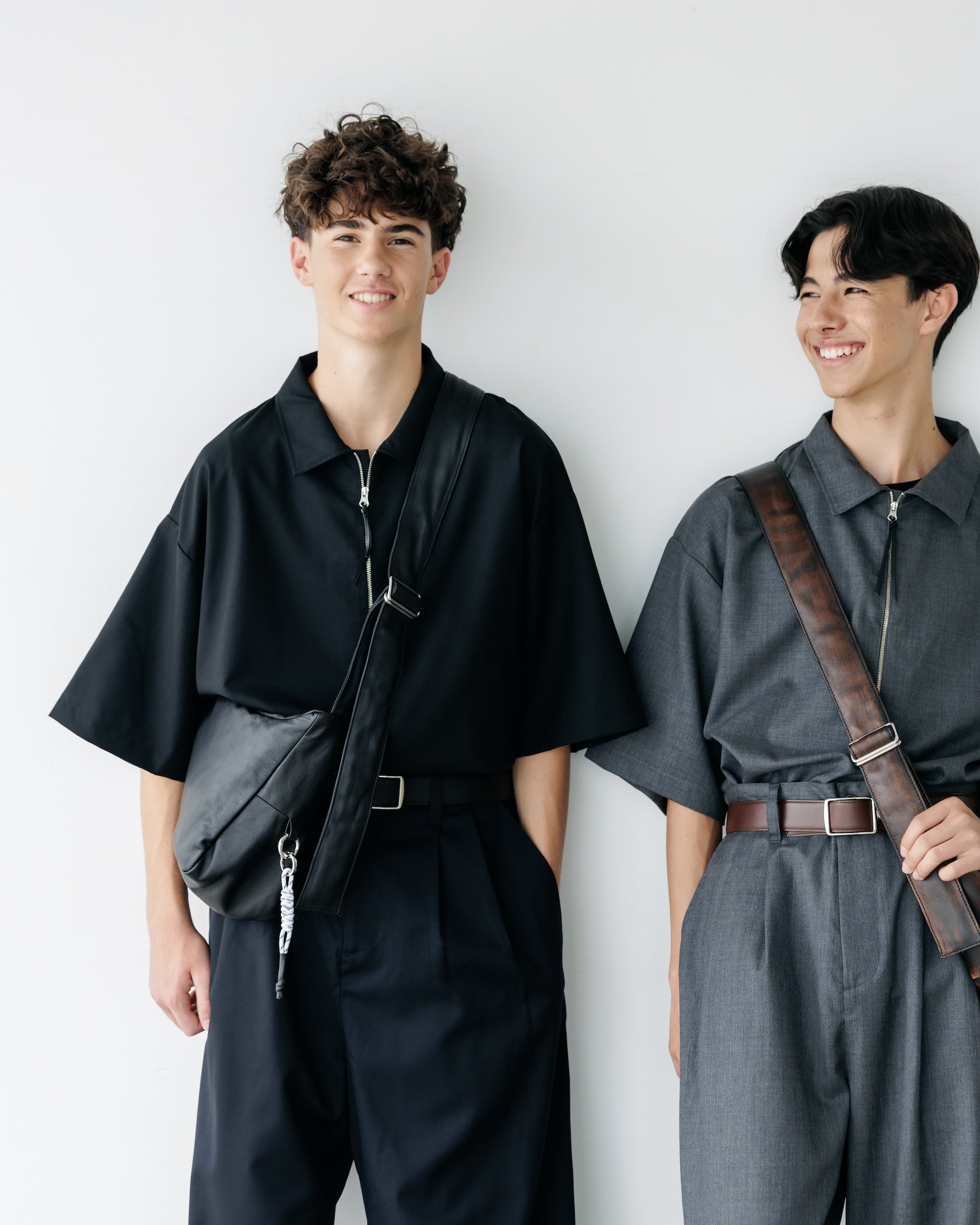 TROPICAL WOOL CITY S/S HALF ZIP SHIRT (BLACK)