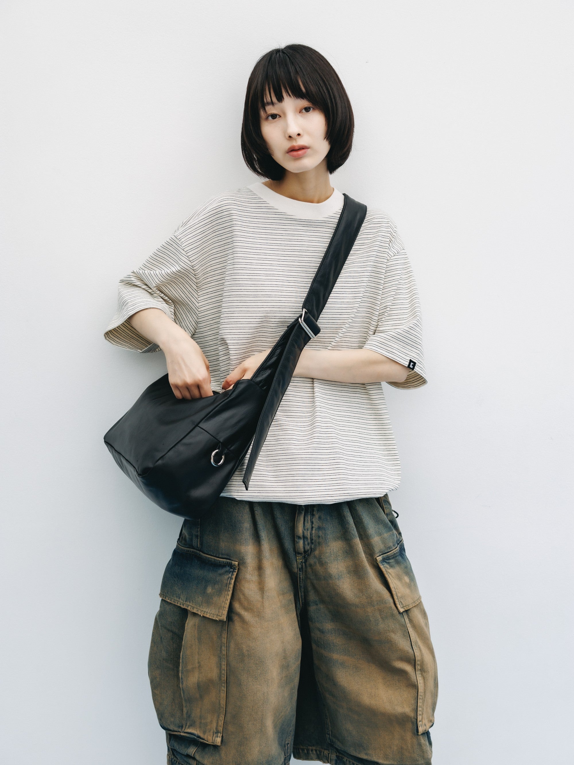 【8.5 WED 20:00- IN STOCK】LEATHER HOLIDAY BAG (BLACK)