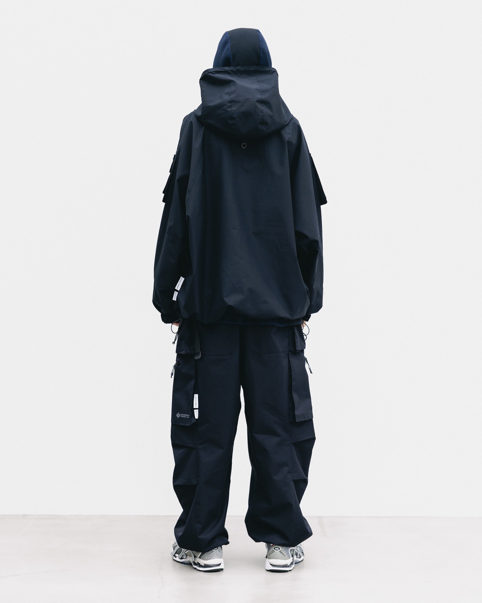 +phenix WINDSTOPPER® by GORE-TEX LABS TWILL CITY MILITARY CURVE PANTS (BLACK)