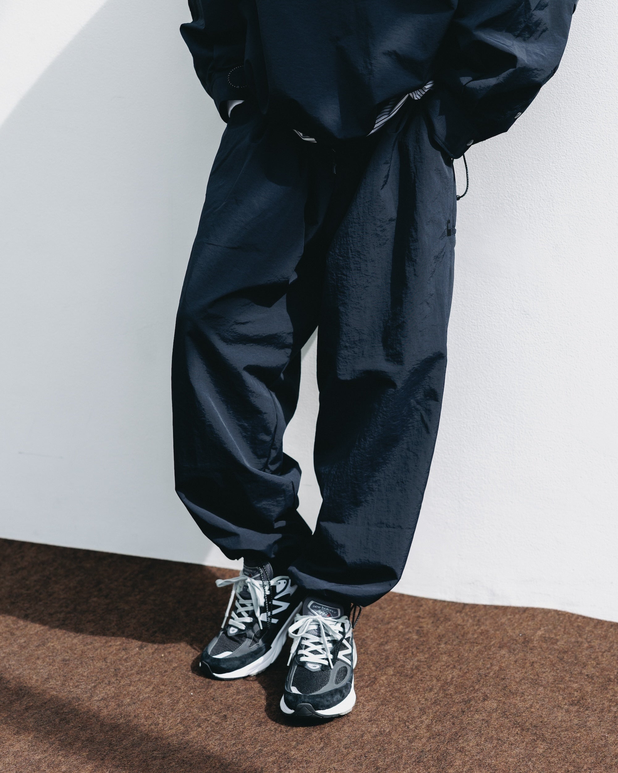 【10.15 WED 20:00- IN STOCK】WATER REPELLENT NYLON CITY UNIFORM WIDE TAPERED PANTS FOR YGM (BLACK×BLACK)