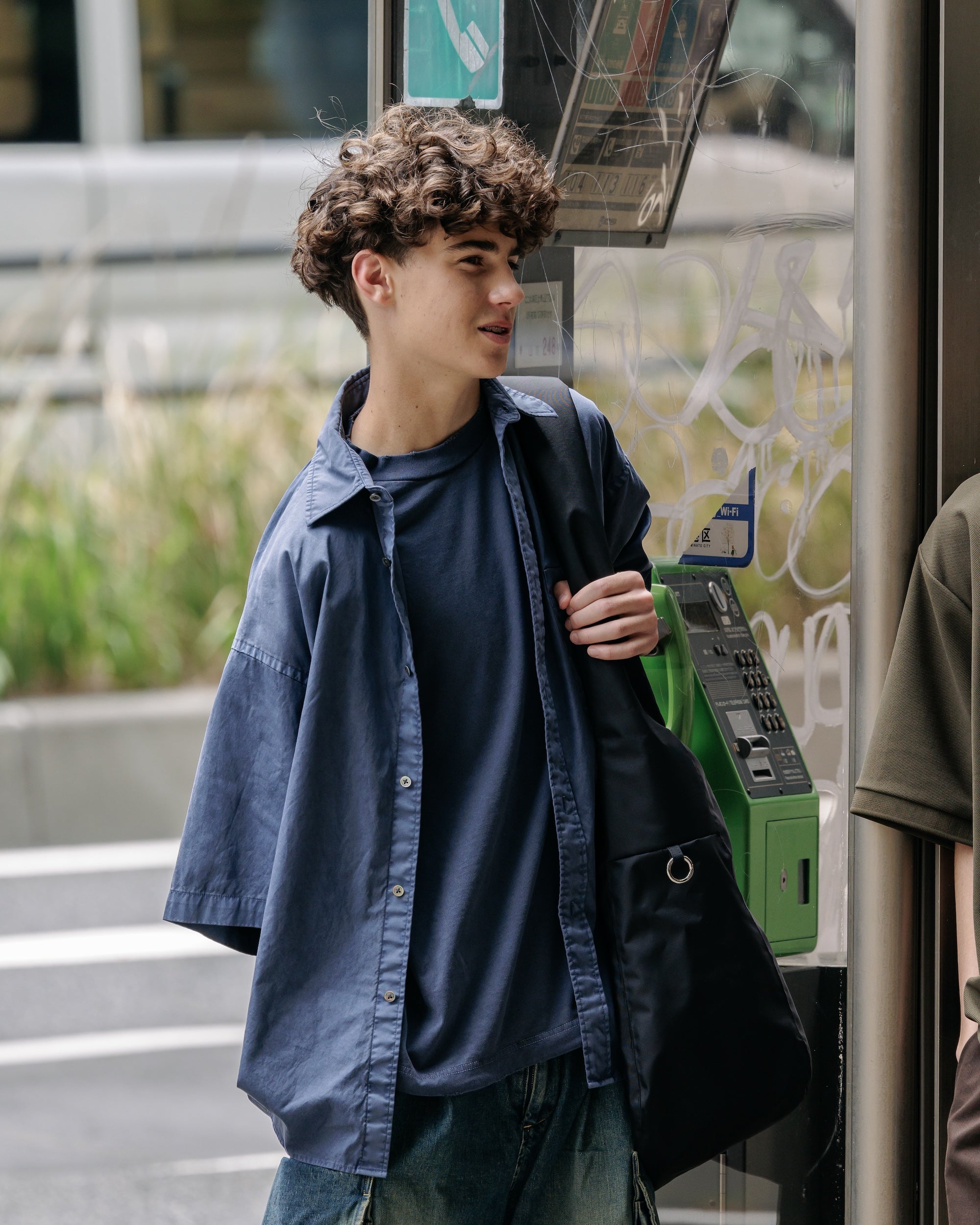 PIGMENT DYED OXFORD CITY S/S SHIRT (FADE BLUE)