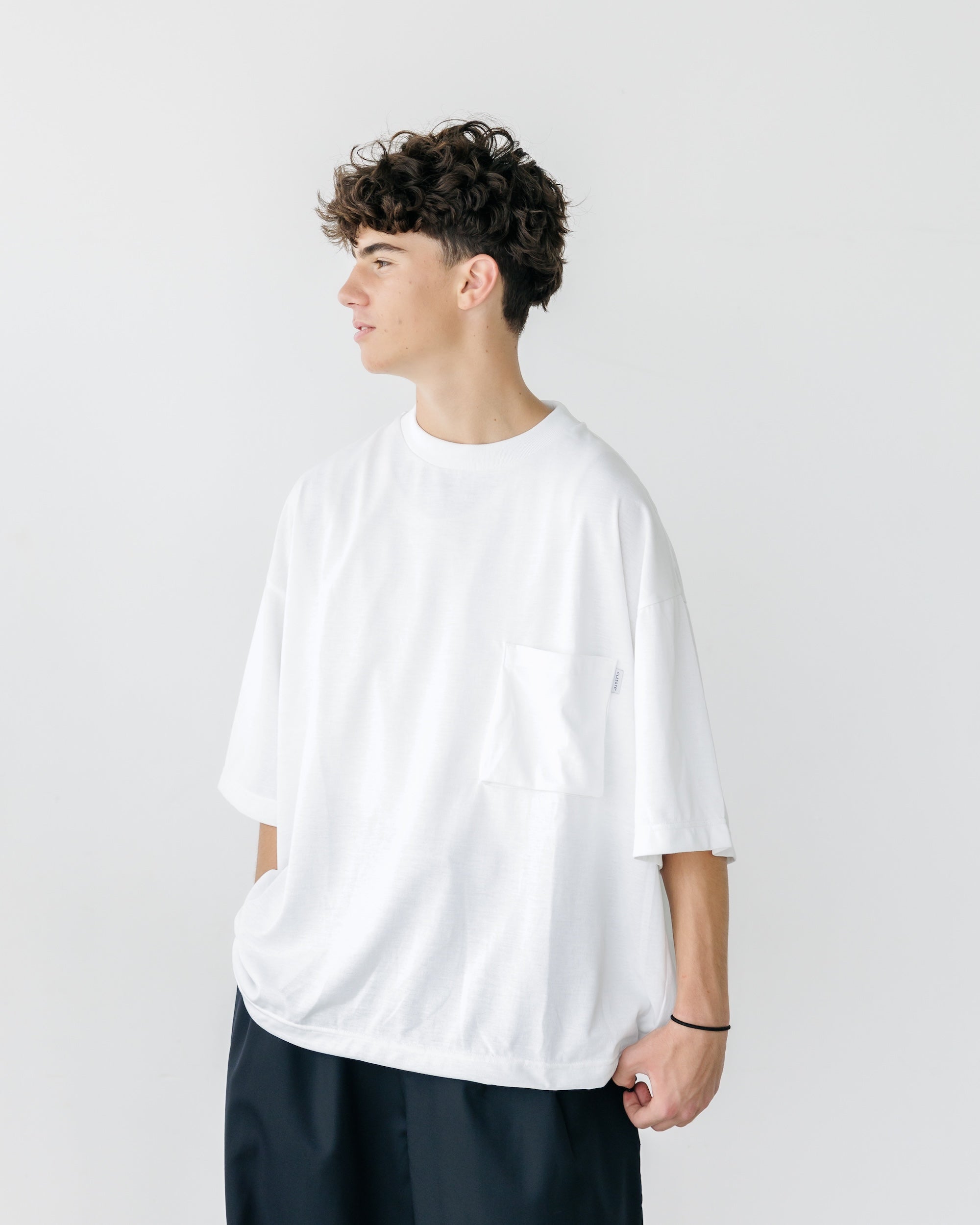3D POCKET MASSIVE T-SHIRT WITH DRAWSTRINGS (WHITE)