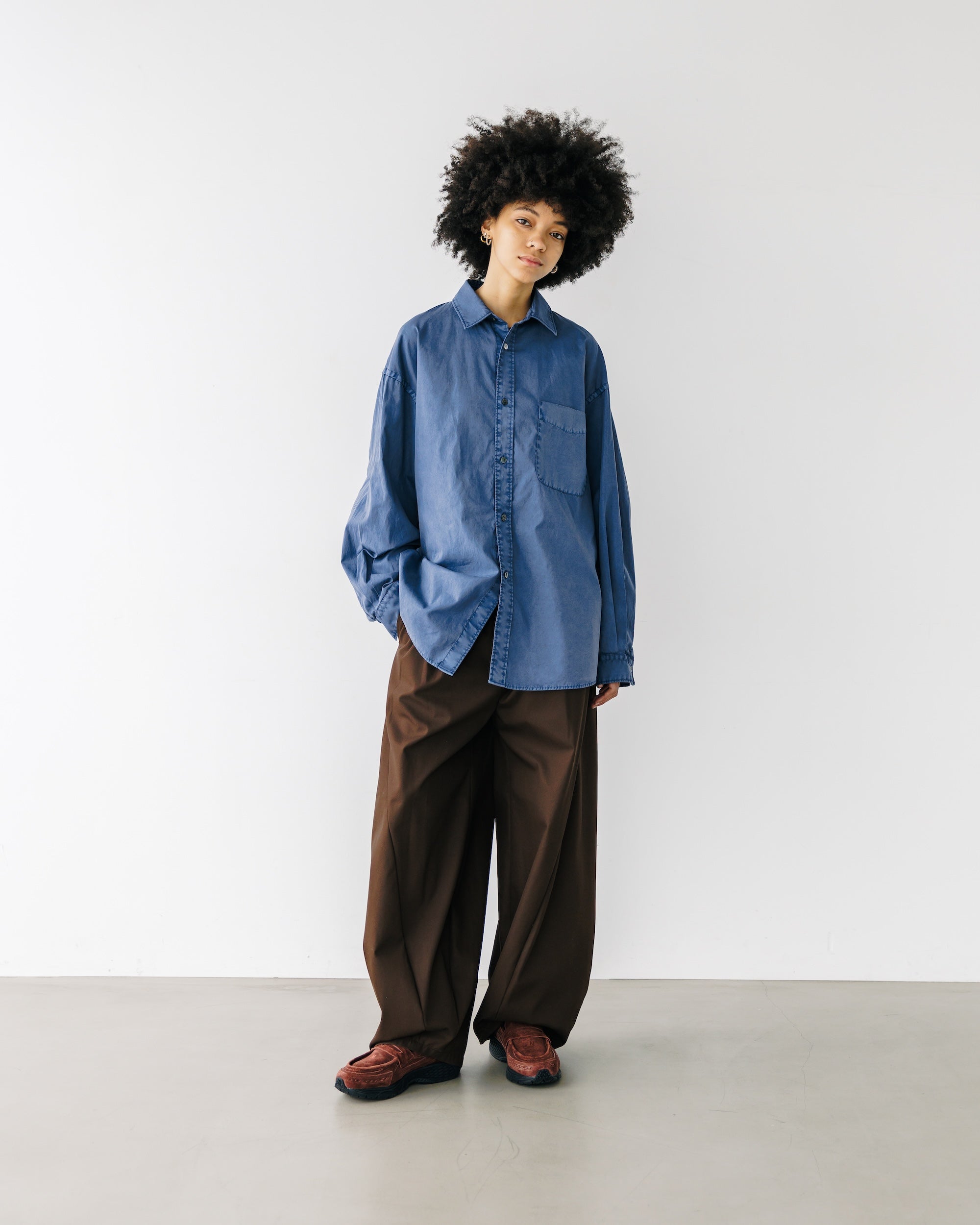 PIGMENT DYED OXFORD CITY SHIRT (FADE BLUE)