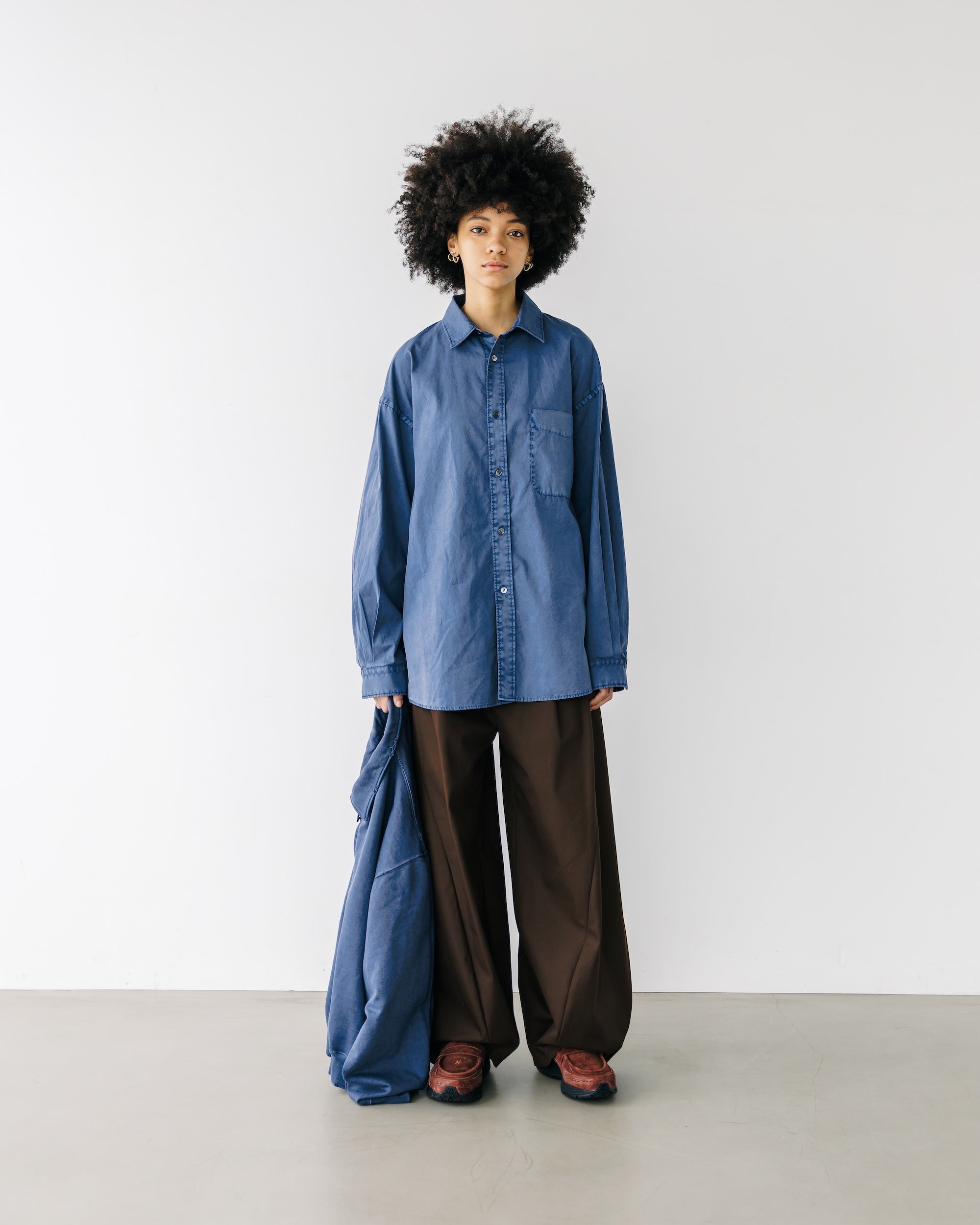 PIGMENT DYED OXFORD CITY SHIRT (FADE BLUE)