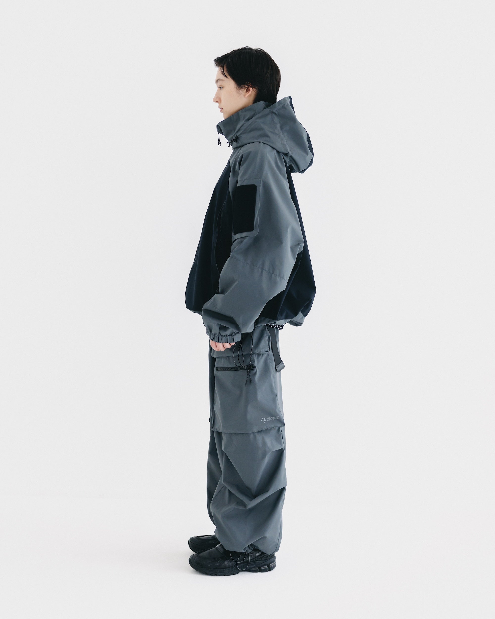 【9.17 WED 20:00- IN STOCK】+phenix WINDSTOPPER® by GORE-TEX LABS CITY MILITARY JACKET (GRAPHAITE GRAY× BLACK)