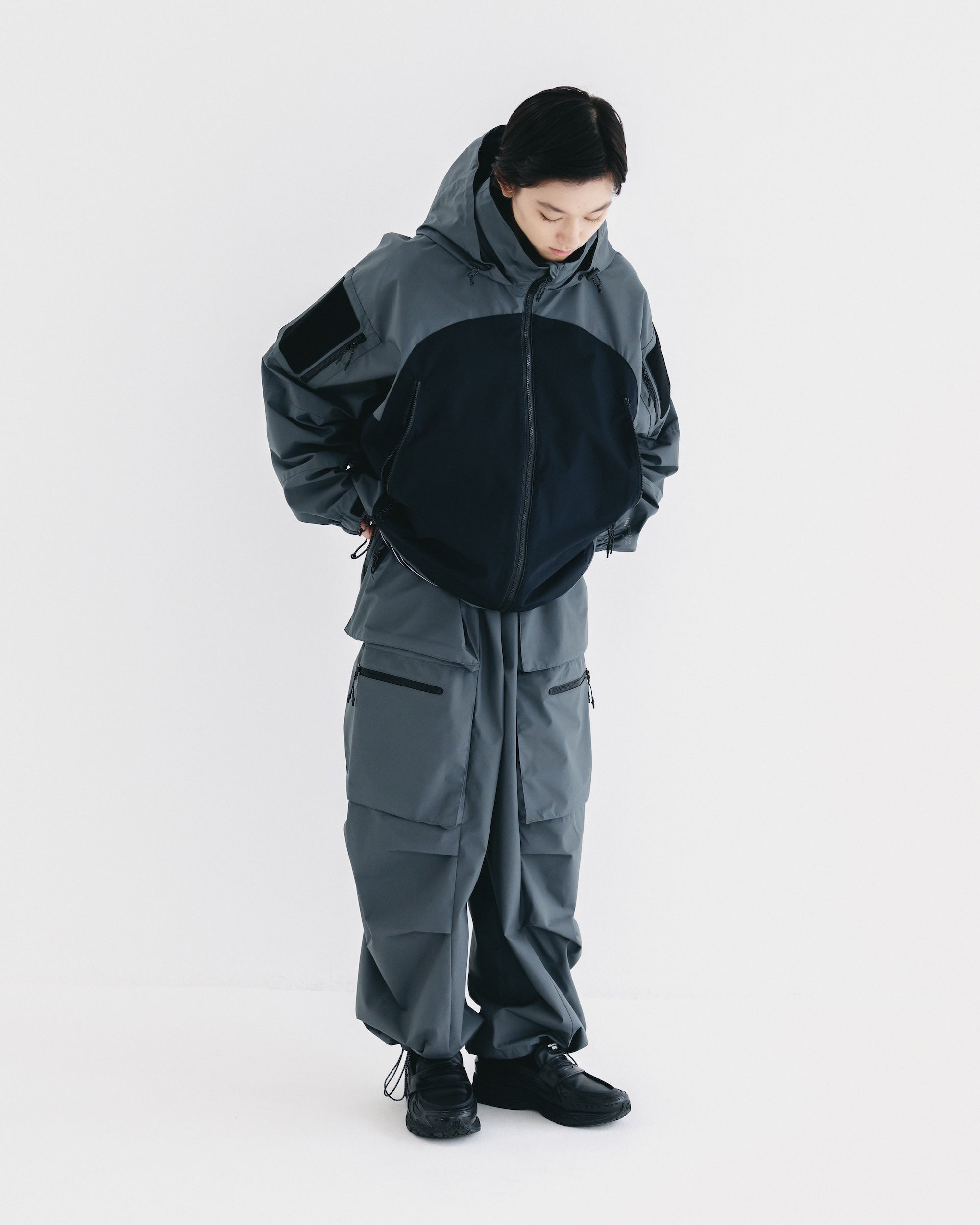 【9.17 WED 20:00- IN STOCK】+phenix WINDSTOPPER® by GORE-TEX LABS CITY MILITARY JACKET (GRAPHAITE GRAY× BLACK)