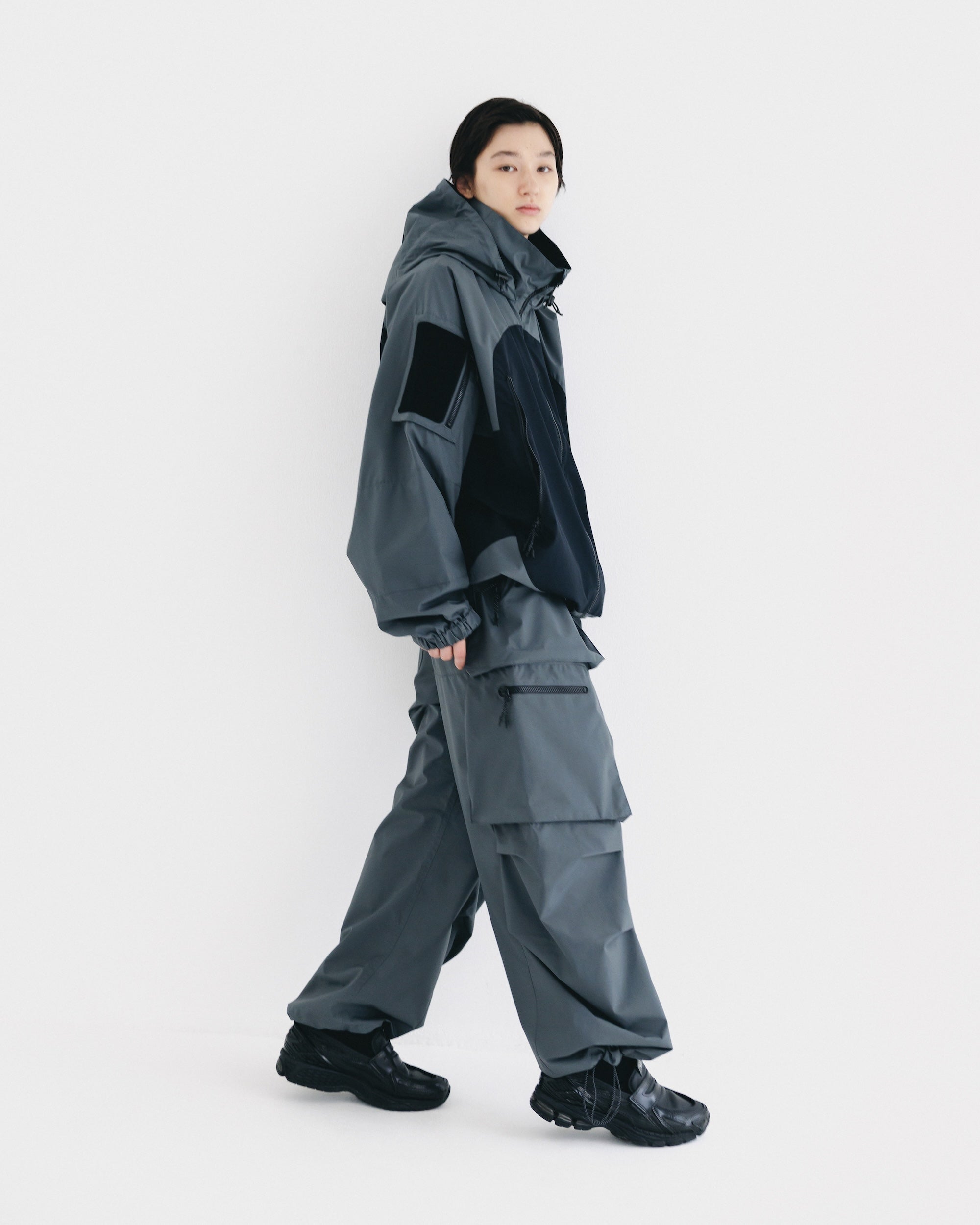 【9.17 WED 20:00- IN STOCK】+phenix WINDSTOPPER® by GORE-TEX LABS CITY MILITARY JACKET (GRAPHAITE GRAY× BLACK)