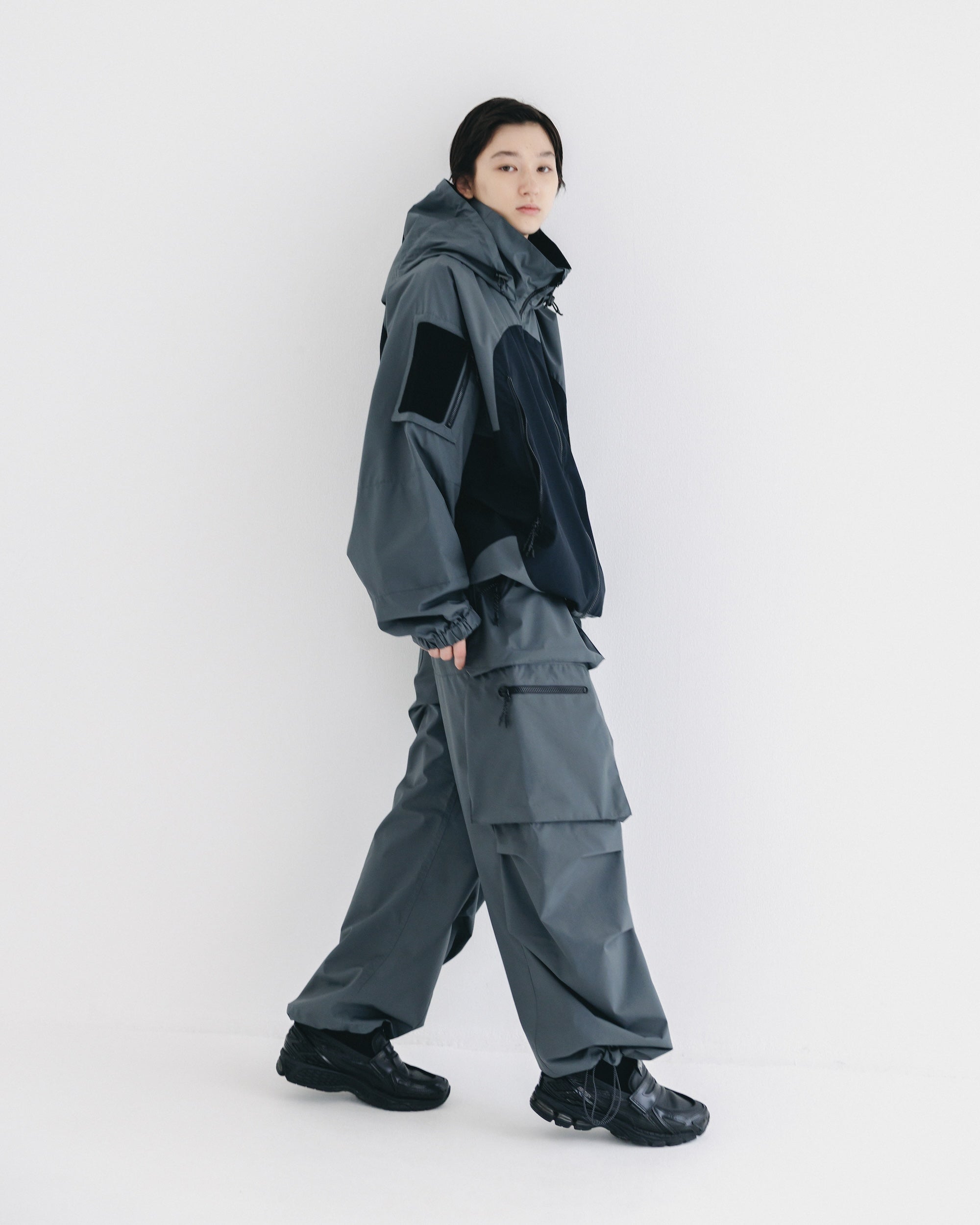 【9.17 WED 20:00- IN STOCK】+phenix WINDSTOPPER® by GORE-TEX LABS CITY MILITARY JACKET (GRAPHAITE GRAY× BLACK)