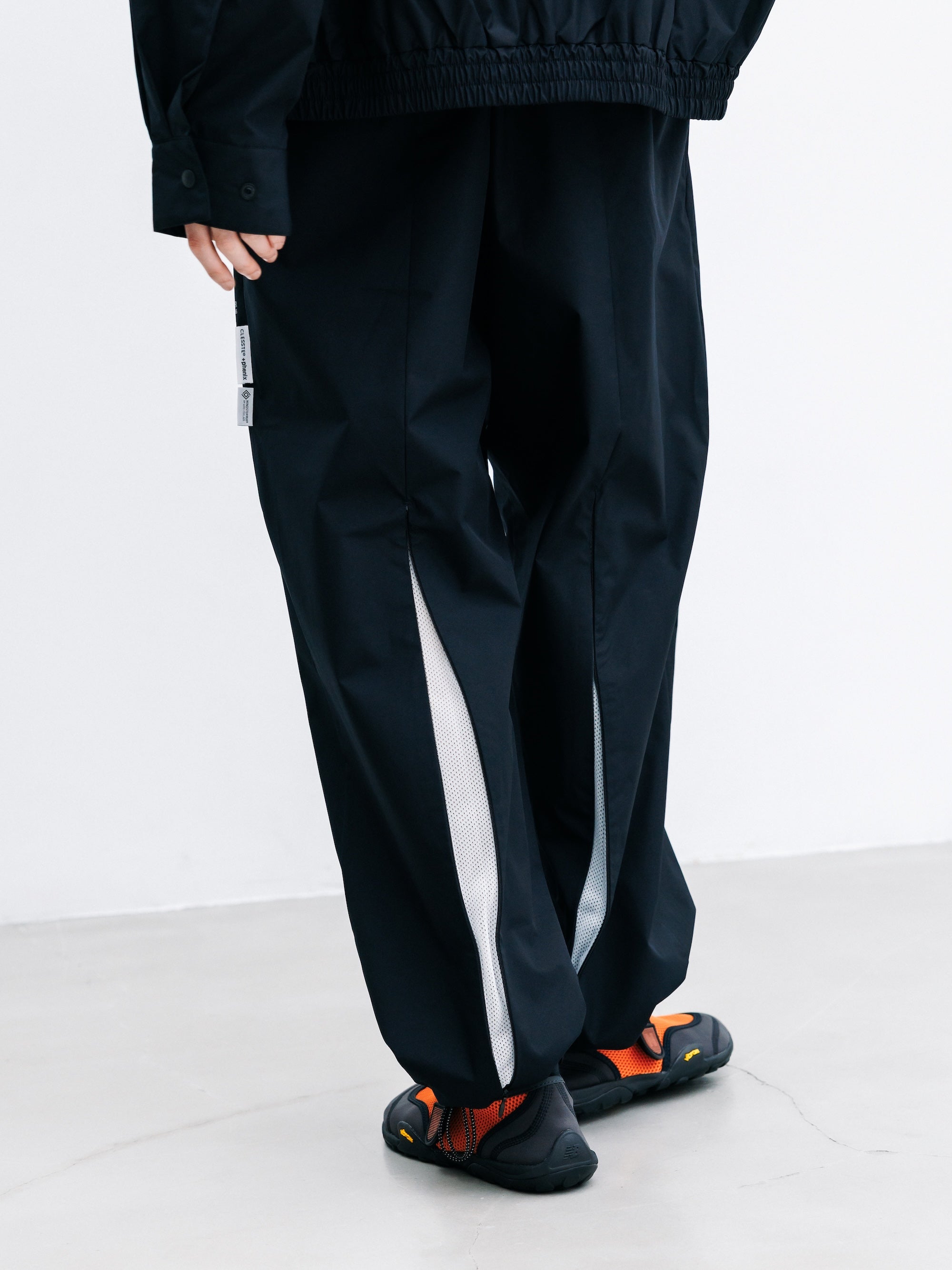 【8.8 SAT 20:00- IN STOCK】+phenix WINDSTOPPER® by GORE-TEX LABS CITY UNIFORM VENTILATION PANTS (BLACK×WHITE)