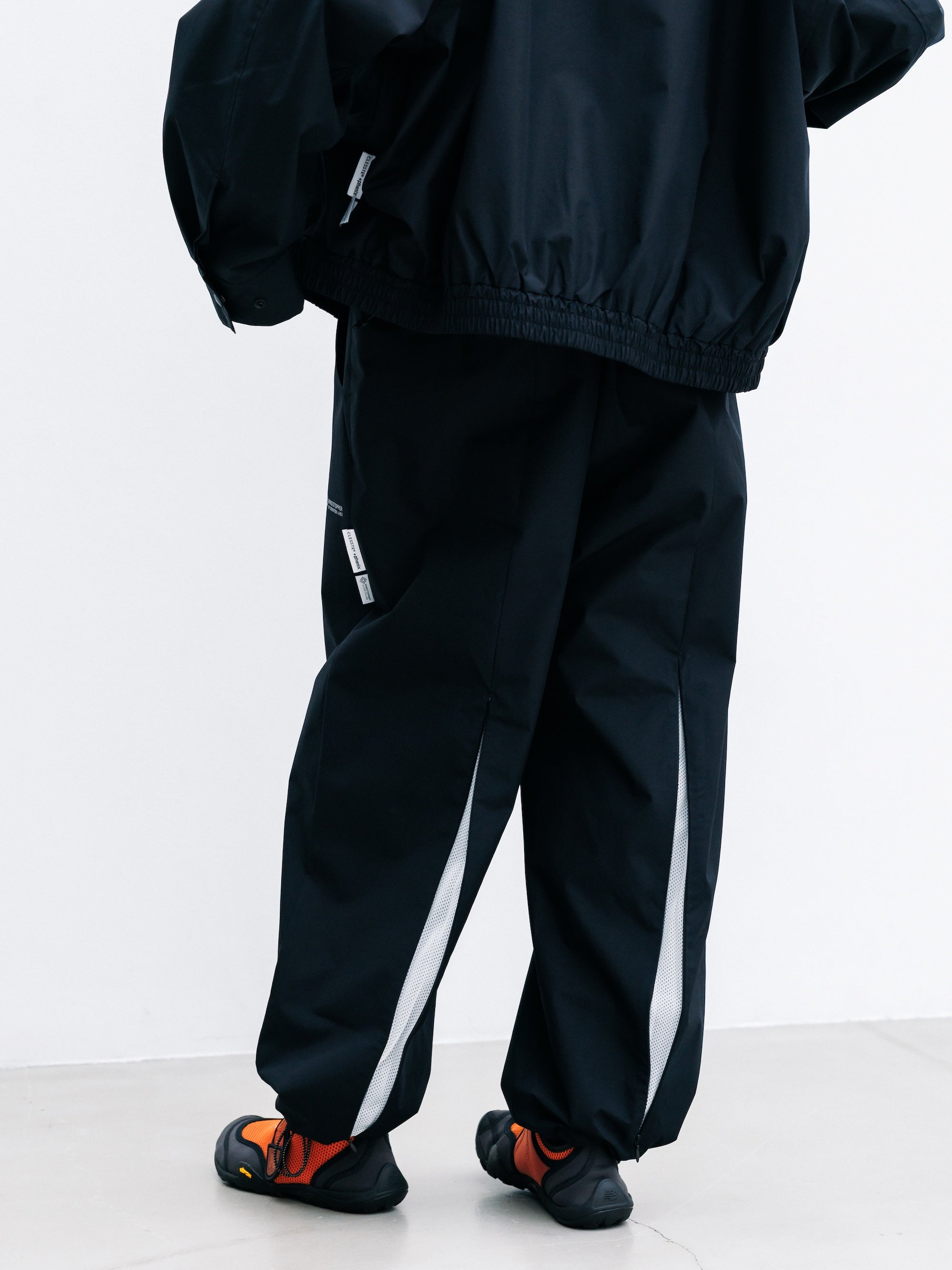 【8.8 SAT 20:00- IN STOCK】+phenix WINDSTOPPER® by GORE-TEX LABS CITY UNIFORM VENTILATION PANTS (BLACK×WHITE)