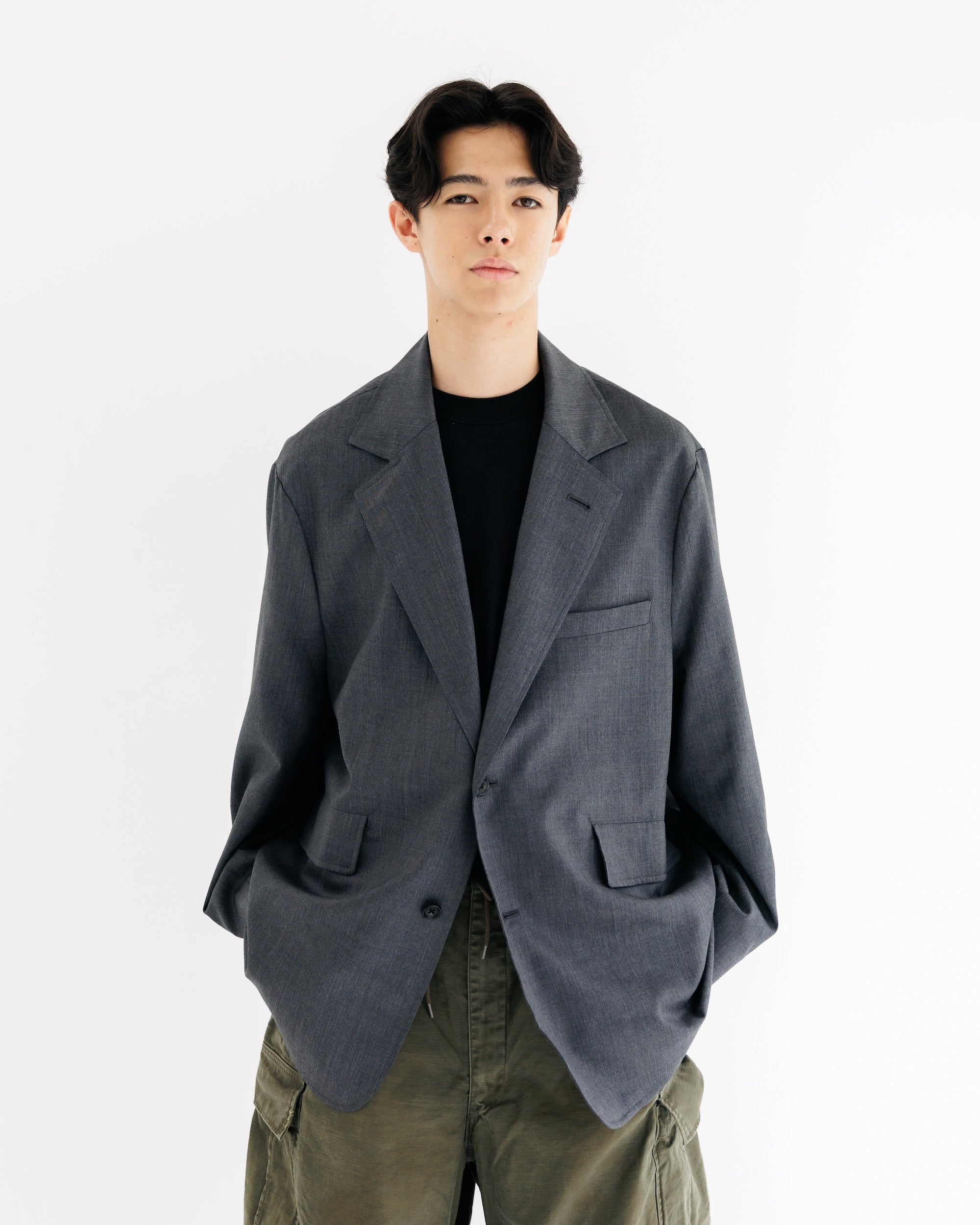 【9.6 SAT 20:00- IN STOCK】WOOL GABARDINE CITY UNIFORM TAILORED JACKET (GRAY)