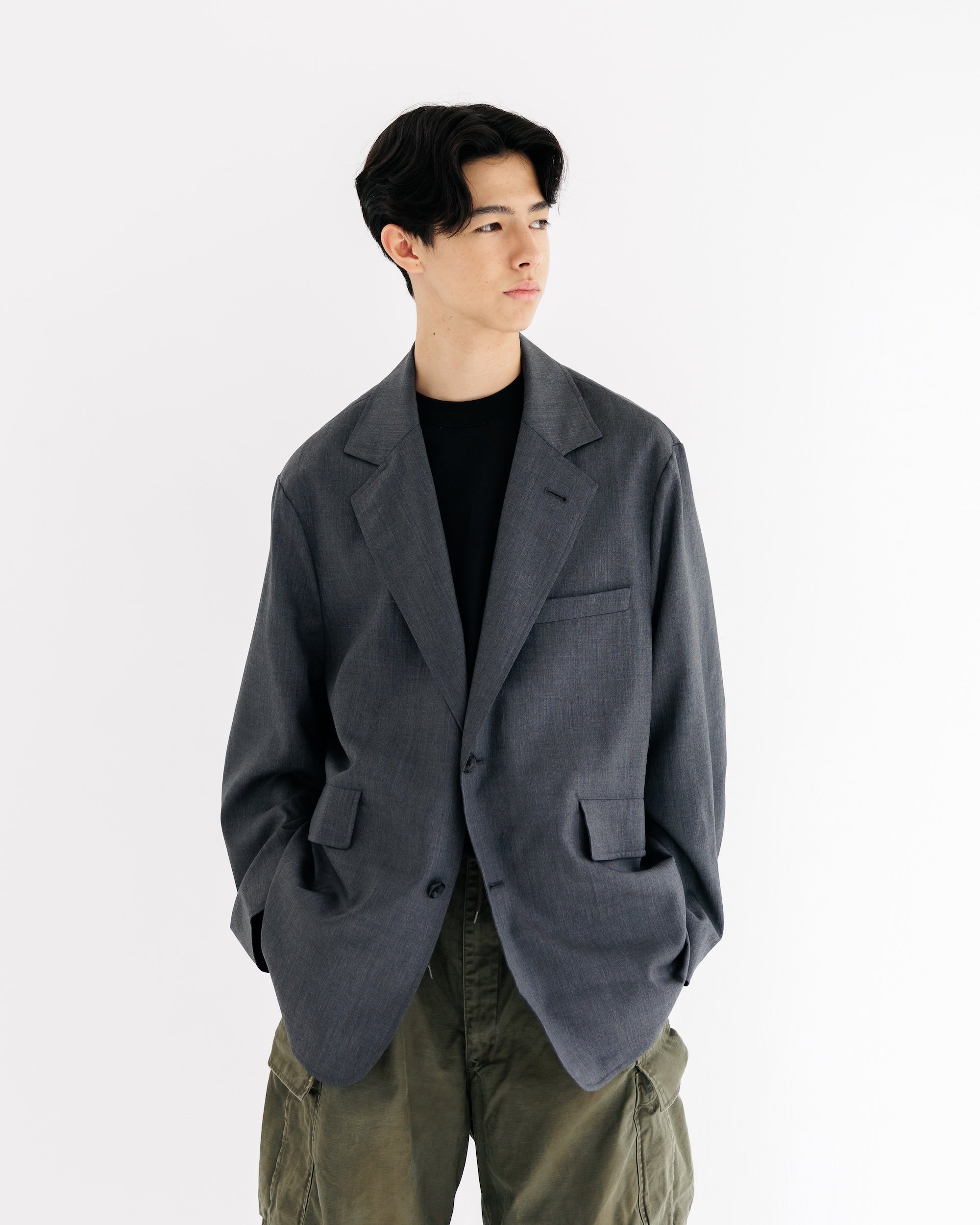 【9.6 SAT 20:00- IN STOCK】WOOL GABARDINE CITY UNIFORM TAILORED JACKET (GRAY)