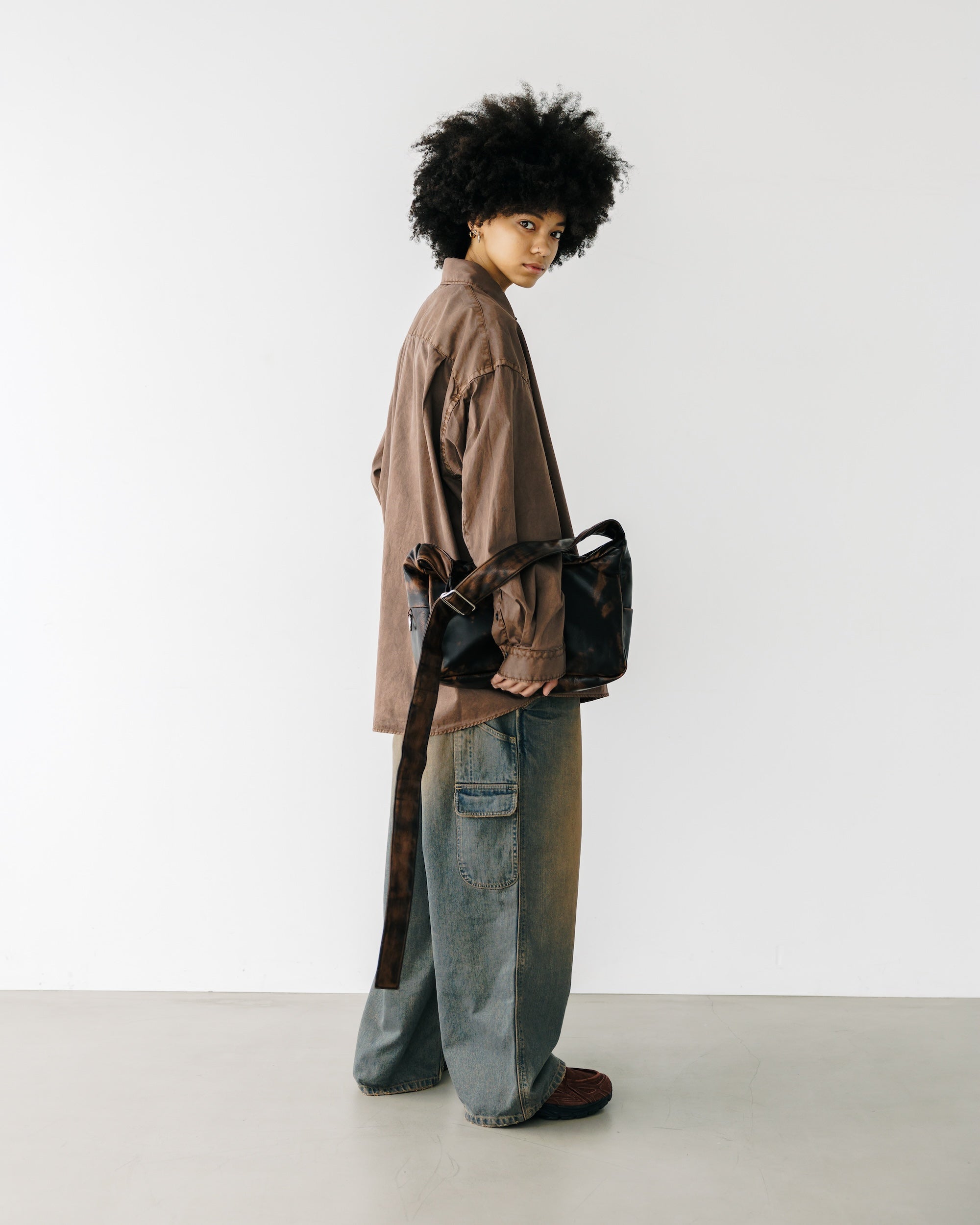 VINTAGE LEATHER HOLIDAY BAG (BROWN)