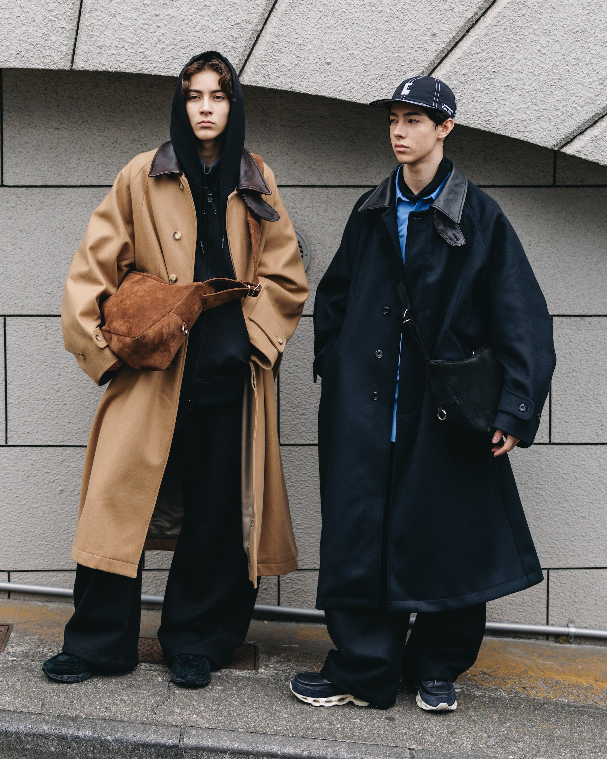 【1.7 WED 20:00- IN STOCK】SUEDE HOLIDAY BAG (BROWN)