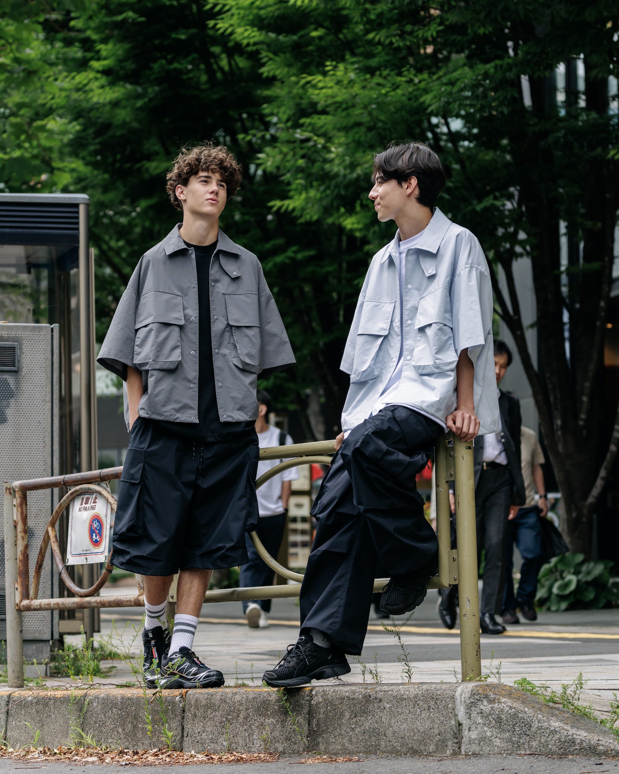 【6.4 WED 20:00- IN STOCK】GRAPH CHECK WADING S/S SHIRT JACKET (CHARCOAL×BLACK)