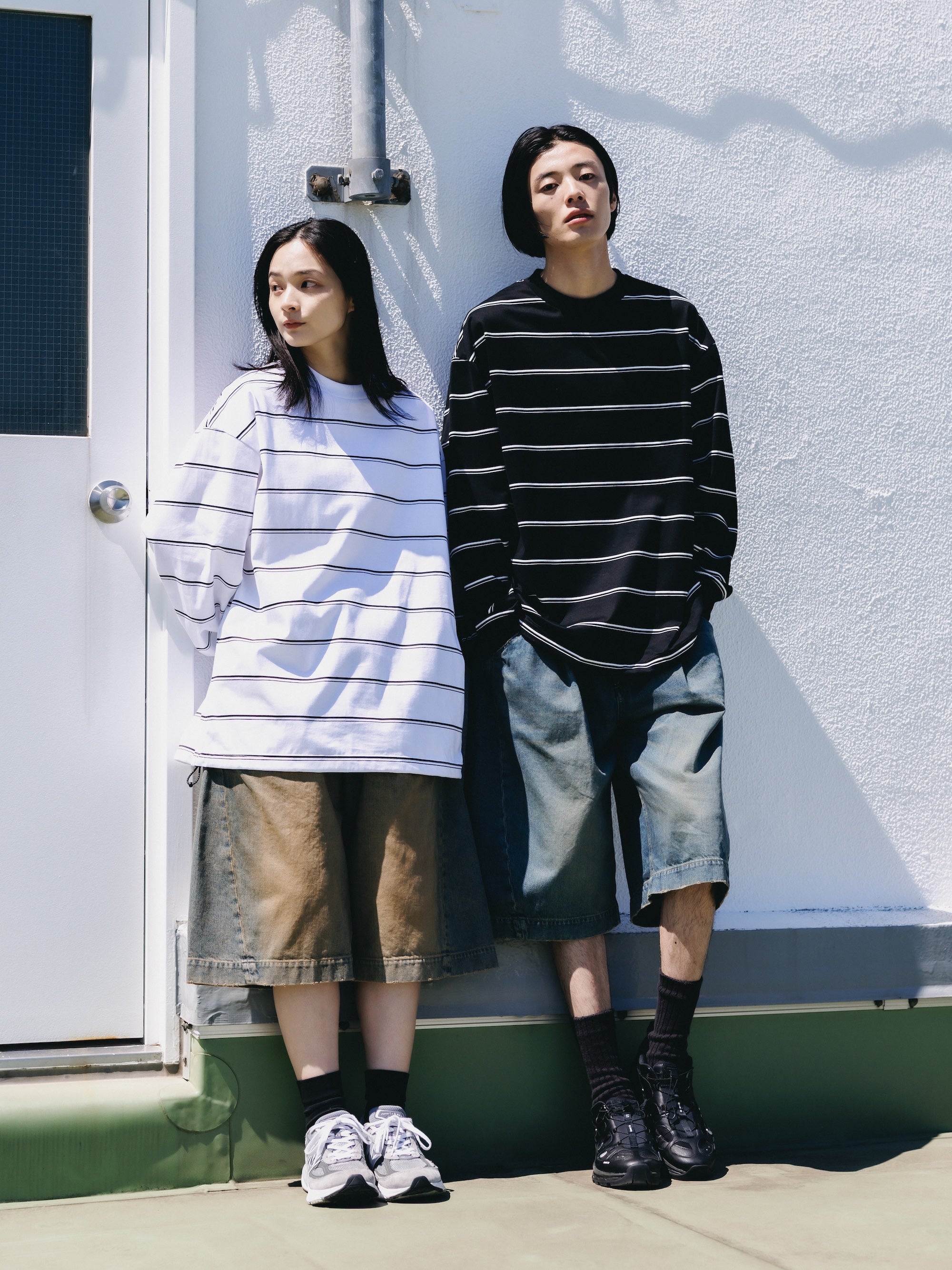 THICK THIN STRIPE L/S T-SHIRT WITH DRAWSTRINGS (WHITE))
